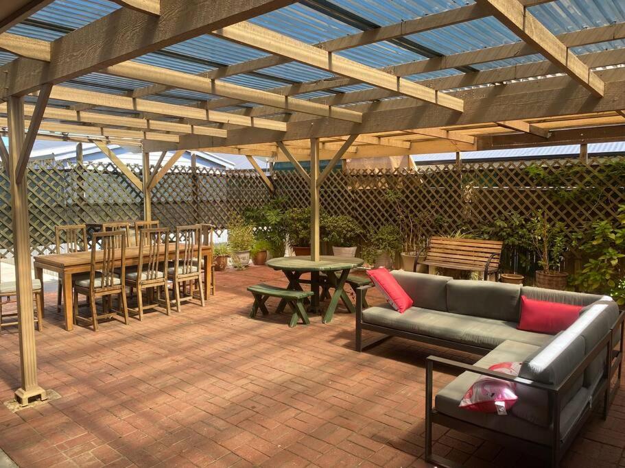 Comfortable Home in Camden Park