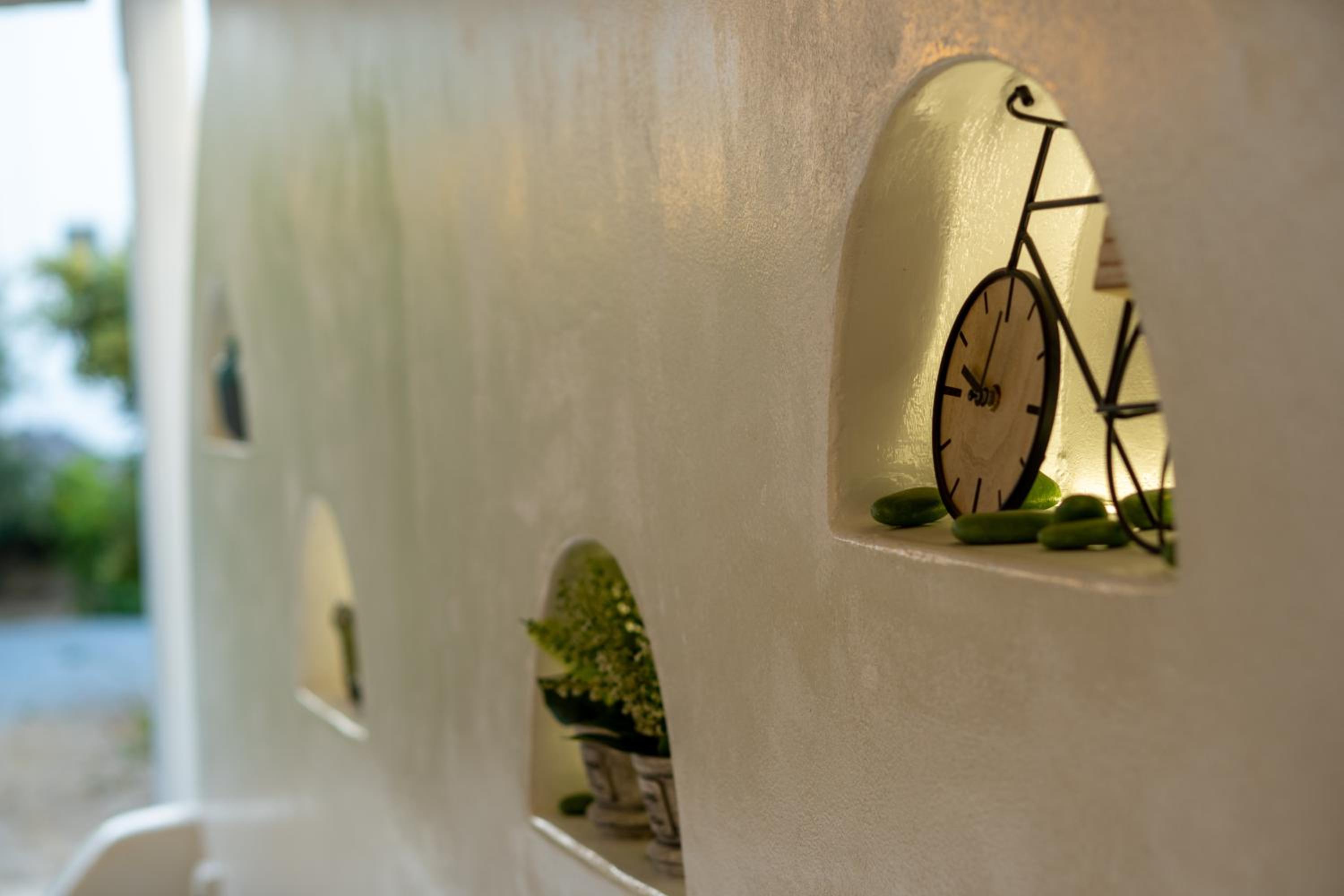 Naxos Leisure