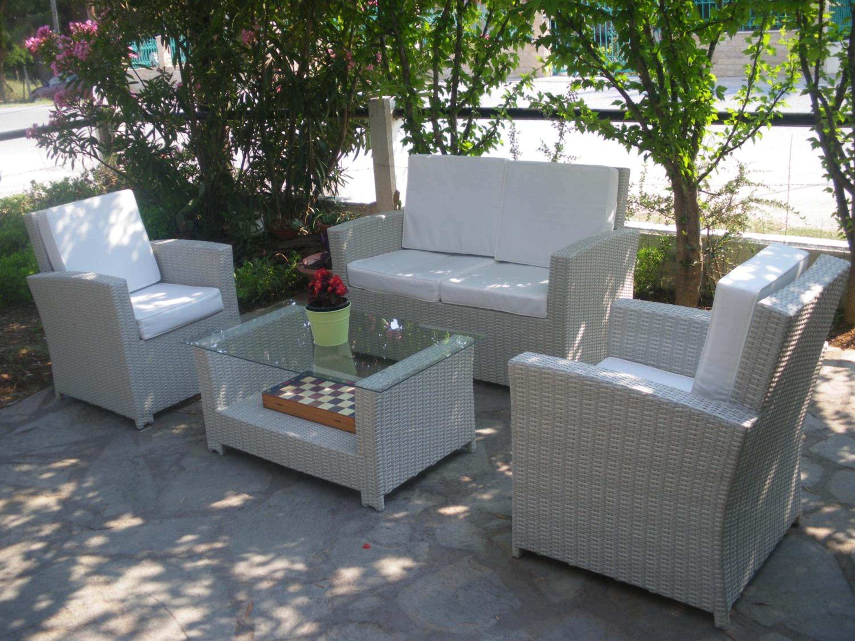 outdoor BBQ area