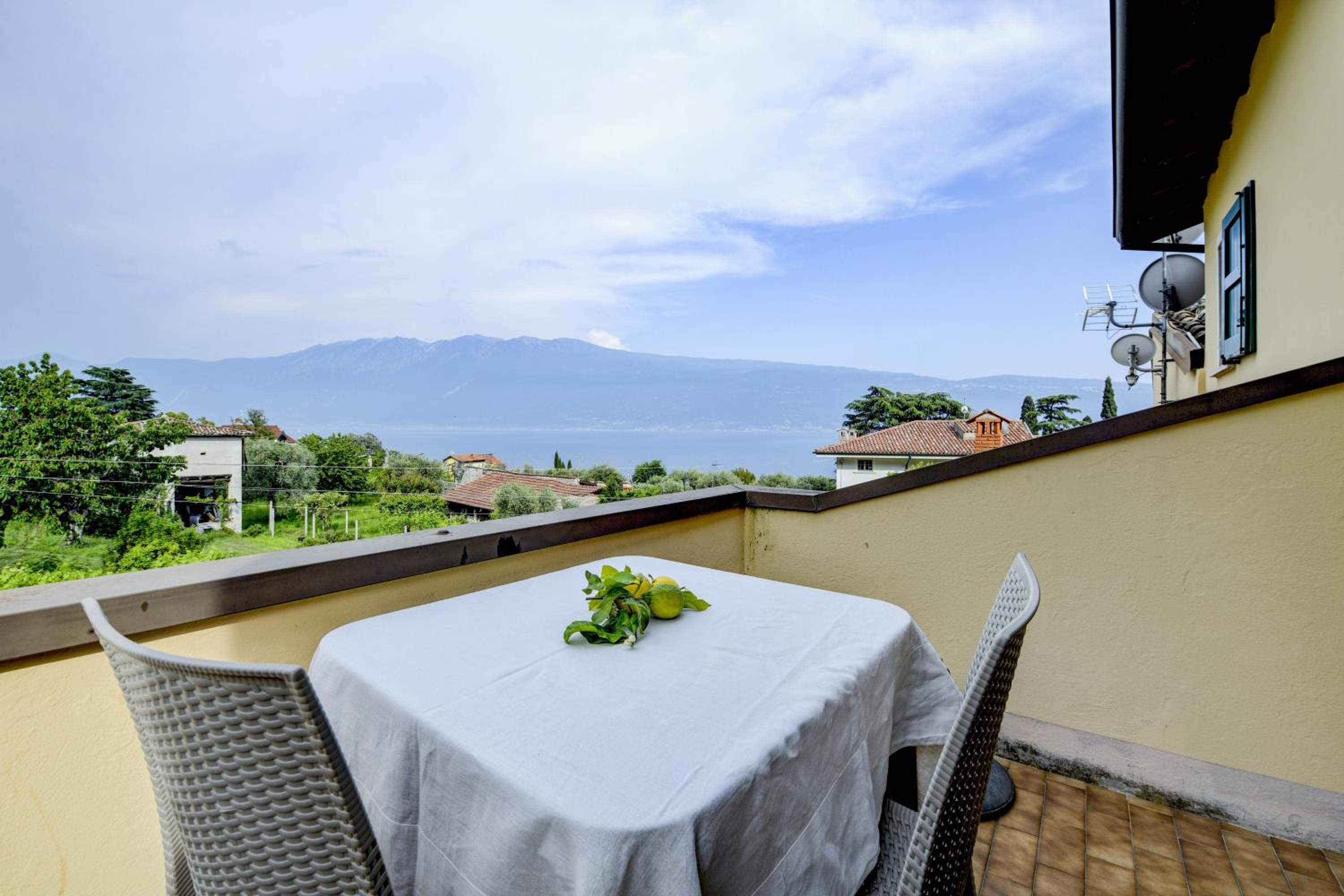 Appartamenti vista lago a Villa Paolina view 2