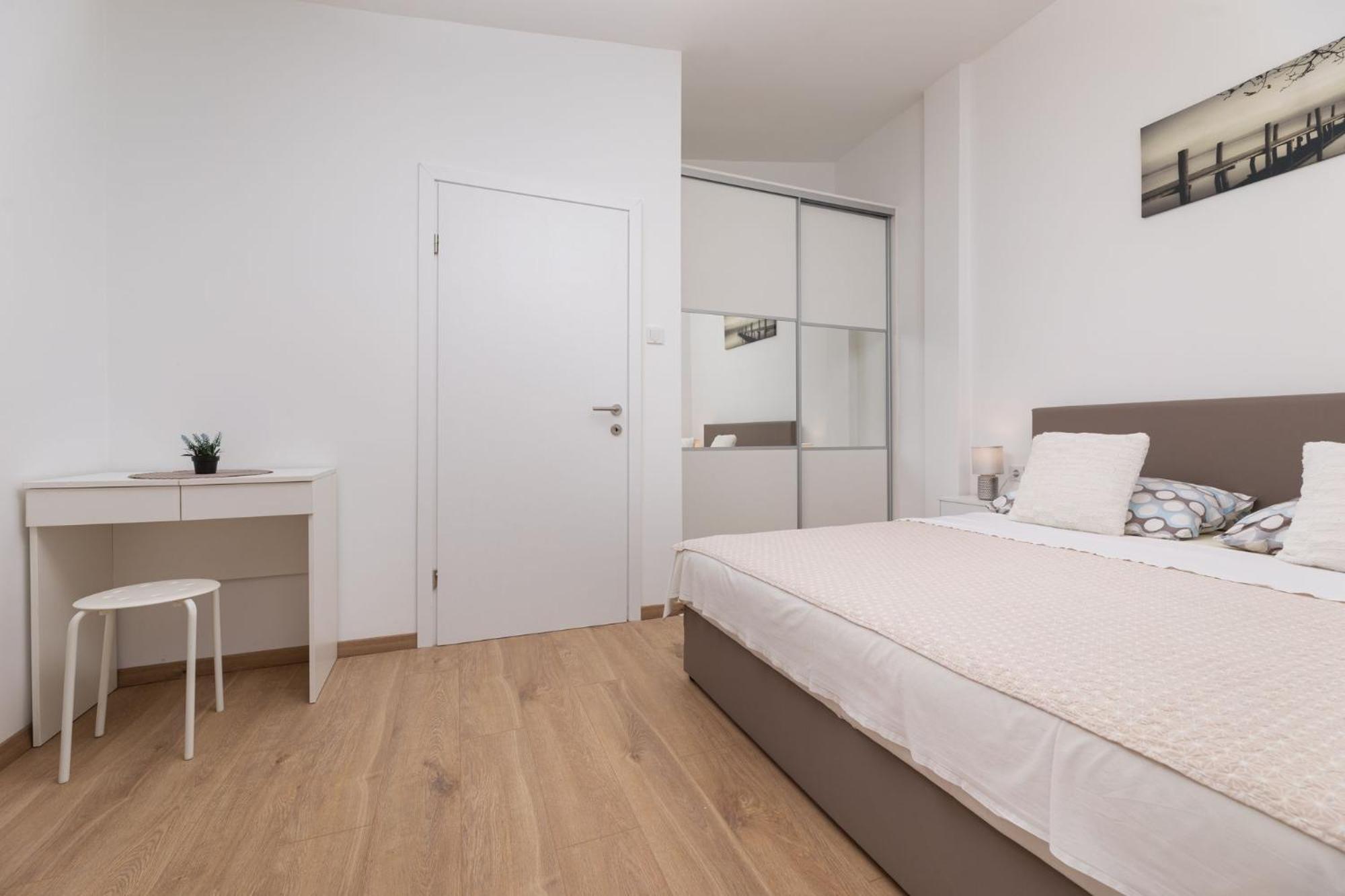 Apartments Danica by EL-PI TOURS