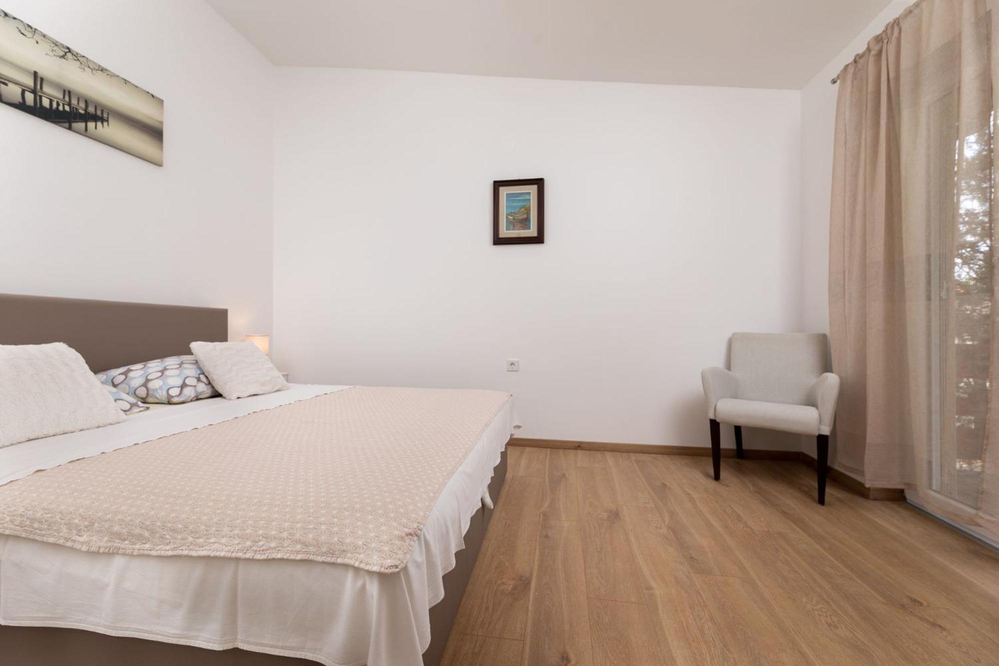 Apartments Danica by EL-PI TOURS