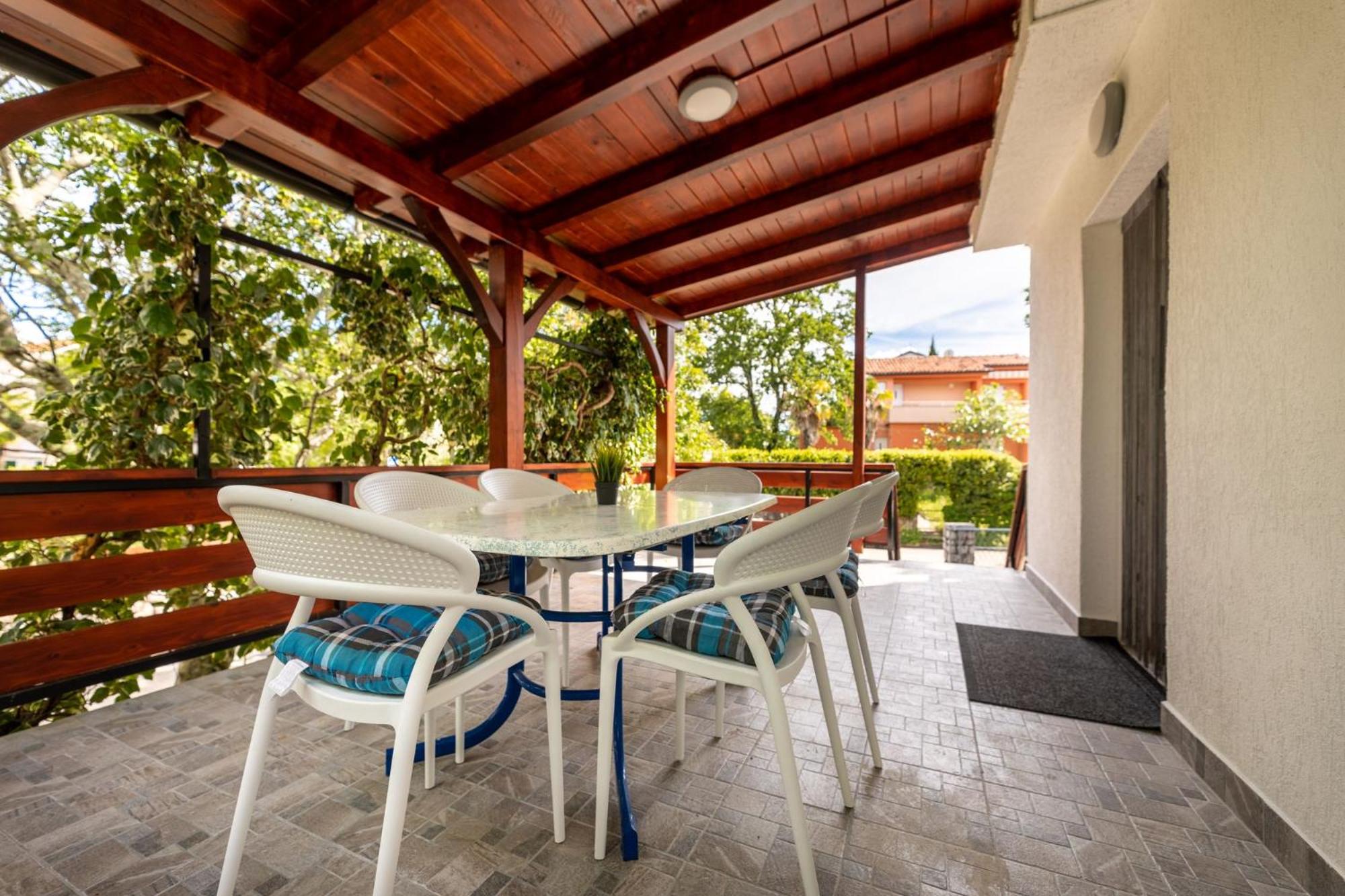 Apartments Danica by EL-PI TOURS