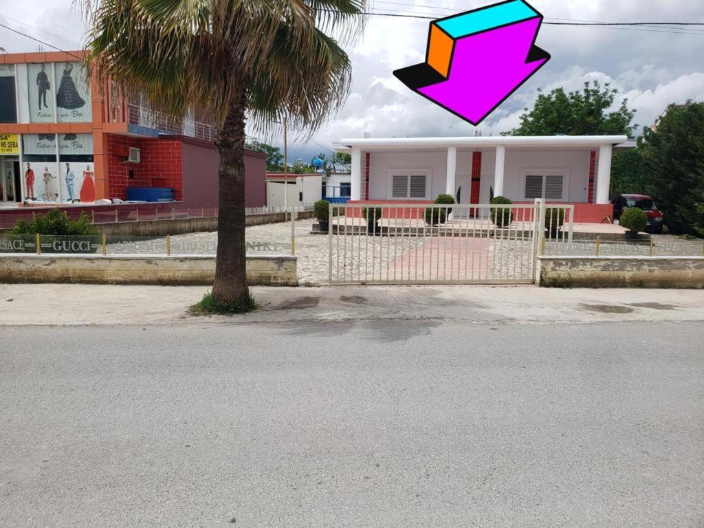 ESTO's Apartament near Tirana Airport 1 - Self CheckIN -Netflix - FREE Parking