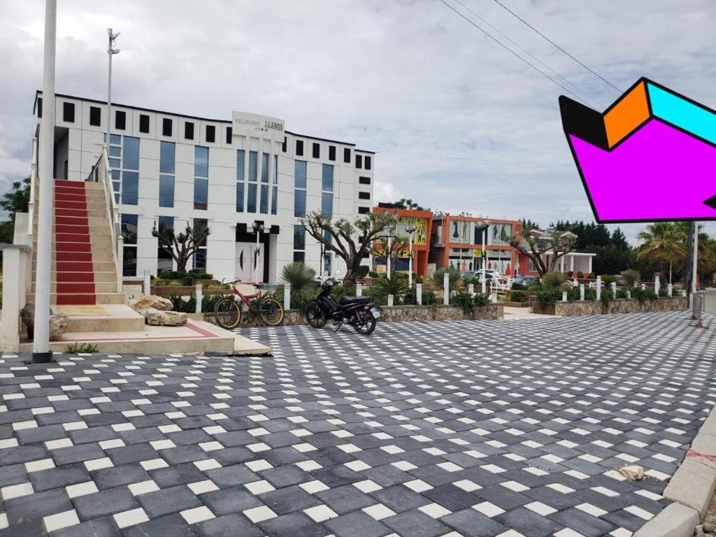 ESTO's Apartament near Tirana Airport 1 - Self CheckIN -Netflix - FREE Parking