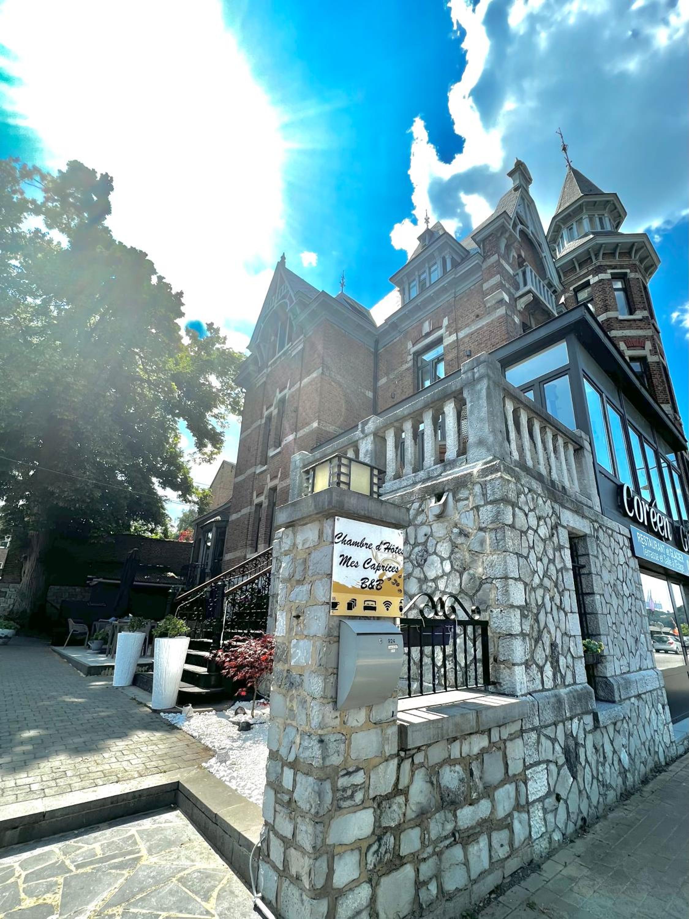 Mes Caprices B&B Villa Mosan Bord de Meuse
