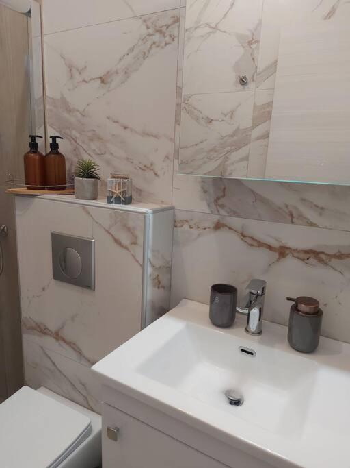 Sol Greco Apartment