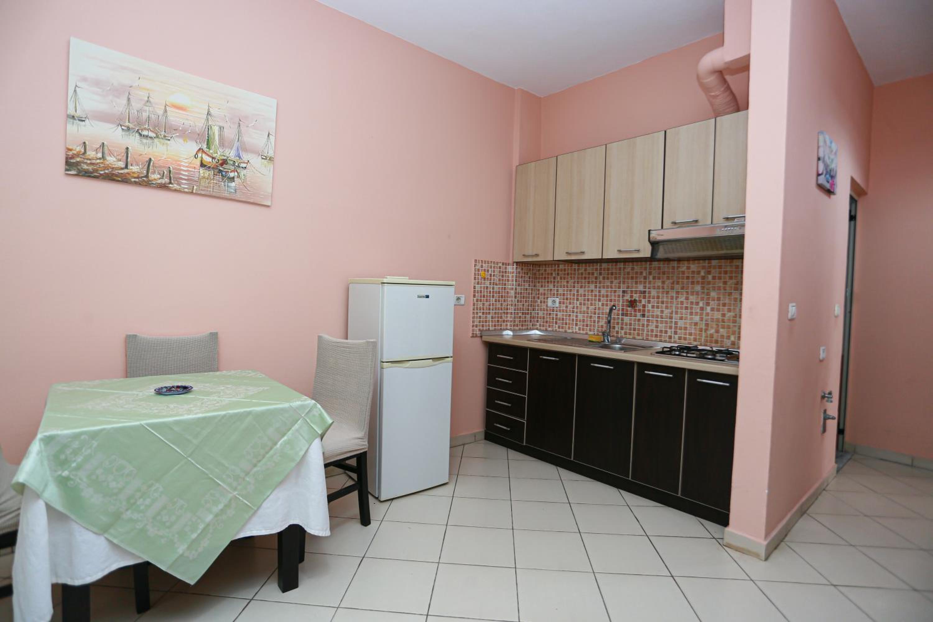 Helia's Apartments Shkembi Kavajes