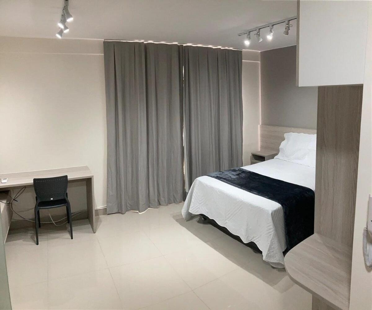 Flat Noroeste Square by CentoEdez