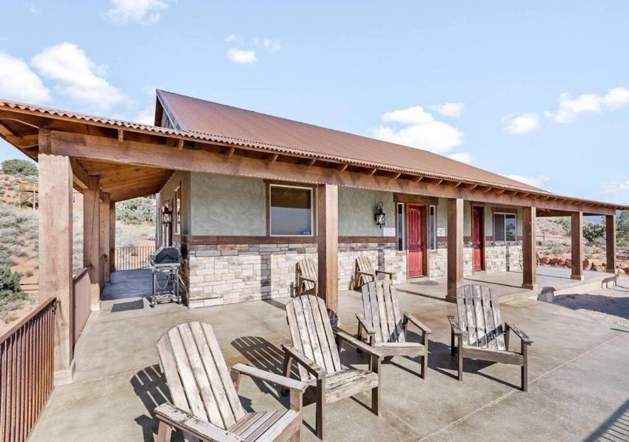 Badlands Roost: a rustic-modern designed home