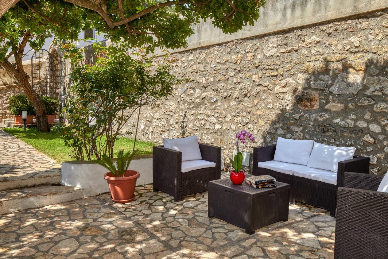 Villa Giardini Luxury Room
