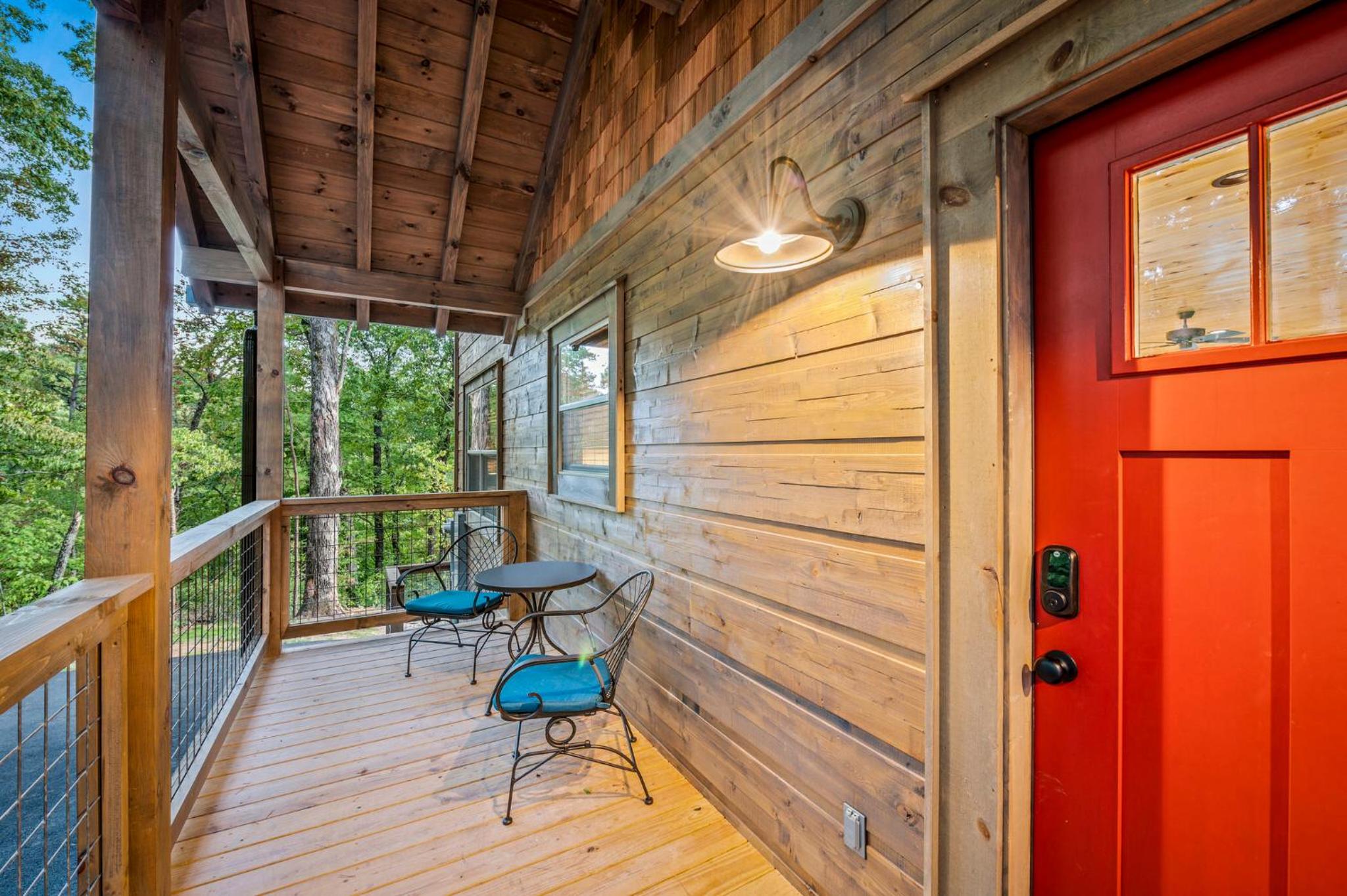 Overlook Swim Lodge - Indoor Heated Pool, 3 Decks, Hot Tub, Theatre, Game Room - Minutes to PF & Dollywood view 4