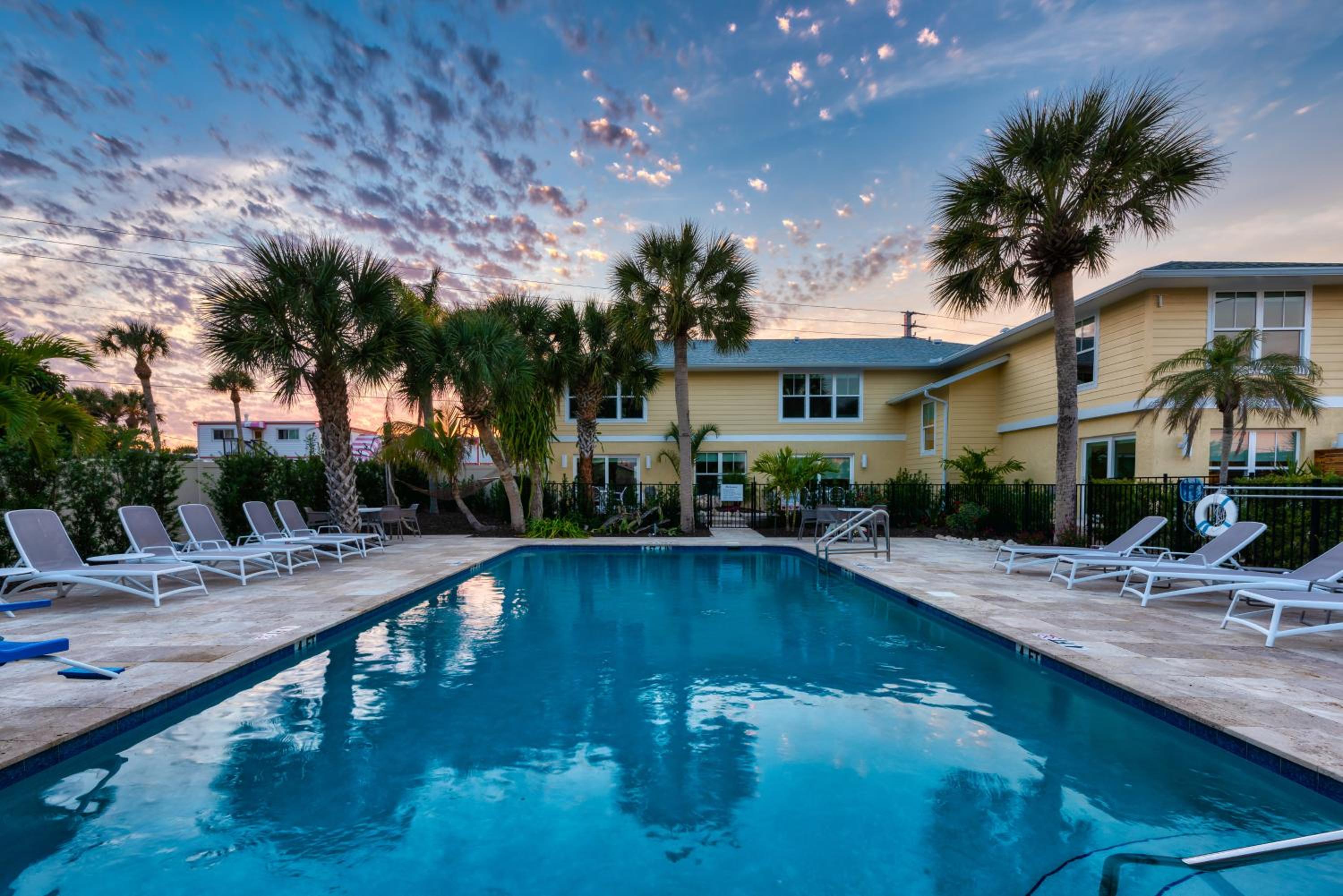 Escape Coastal Resort on Casey Key