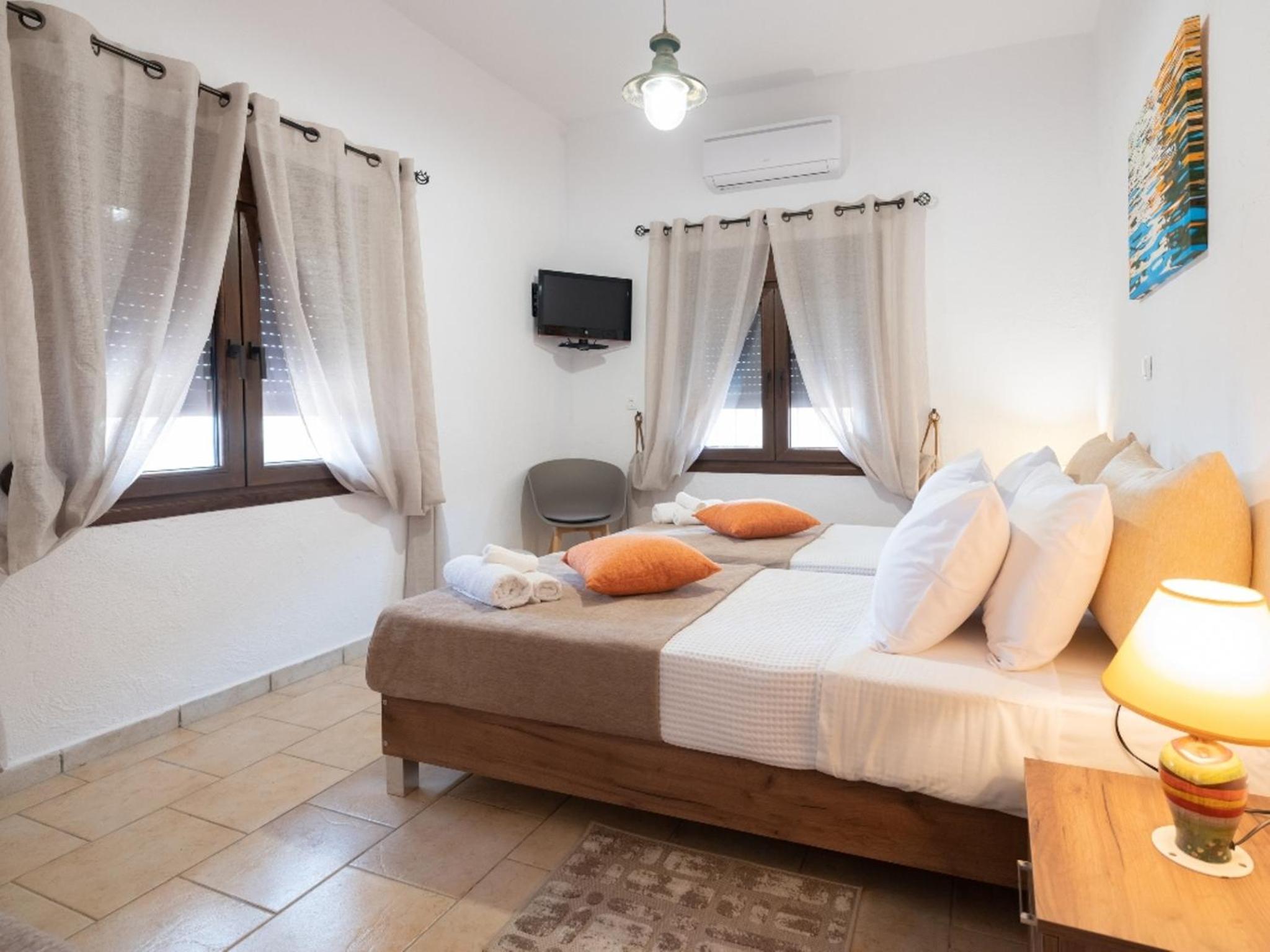 Atalanti Seaside Junior Suites, Beachfront