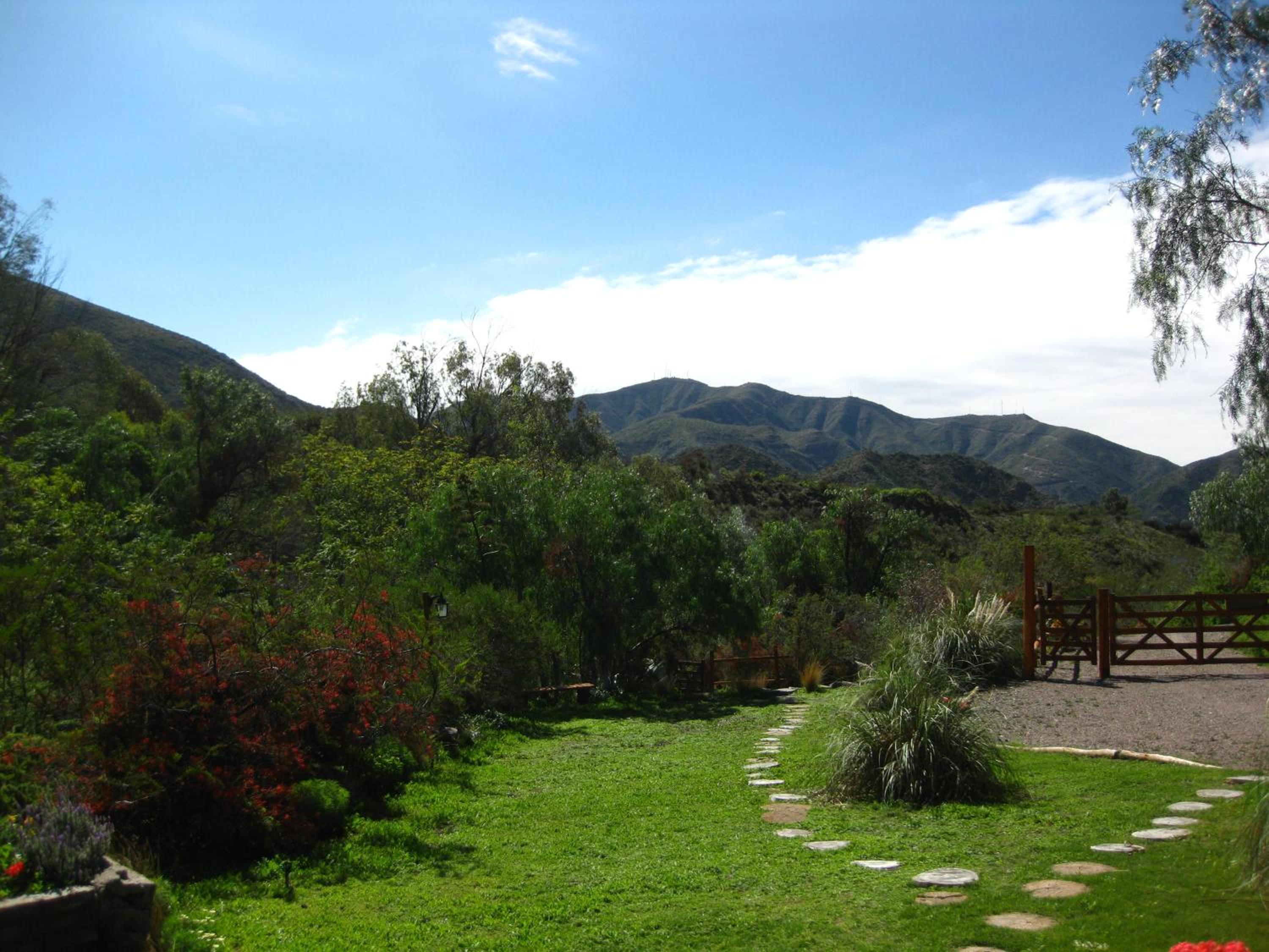 CABAÑAS AGUA DEL MEDIO