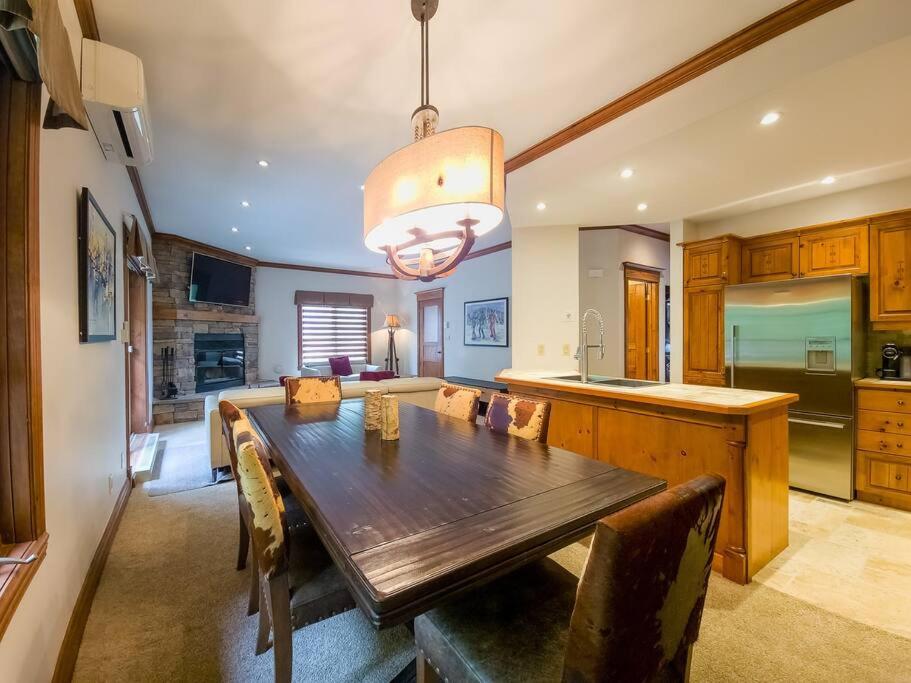 Tremblant Prestige - Plateau 202-5