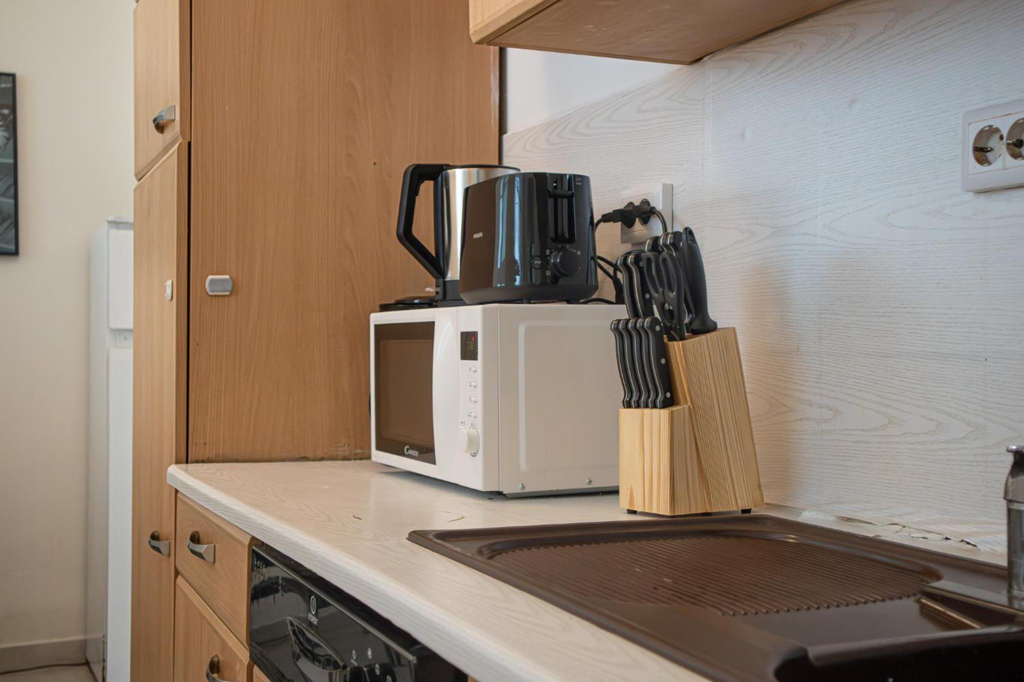 Inviting 2BR Apartment centrally located