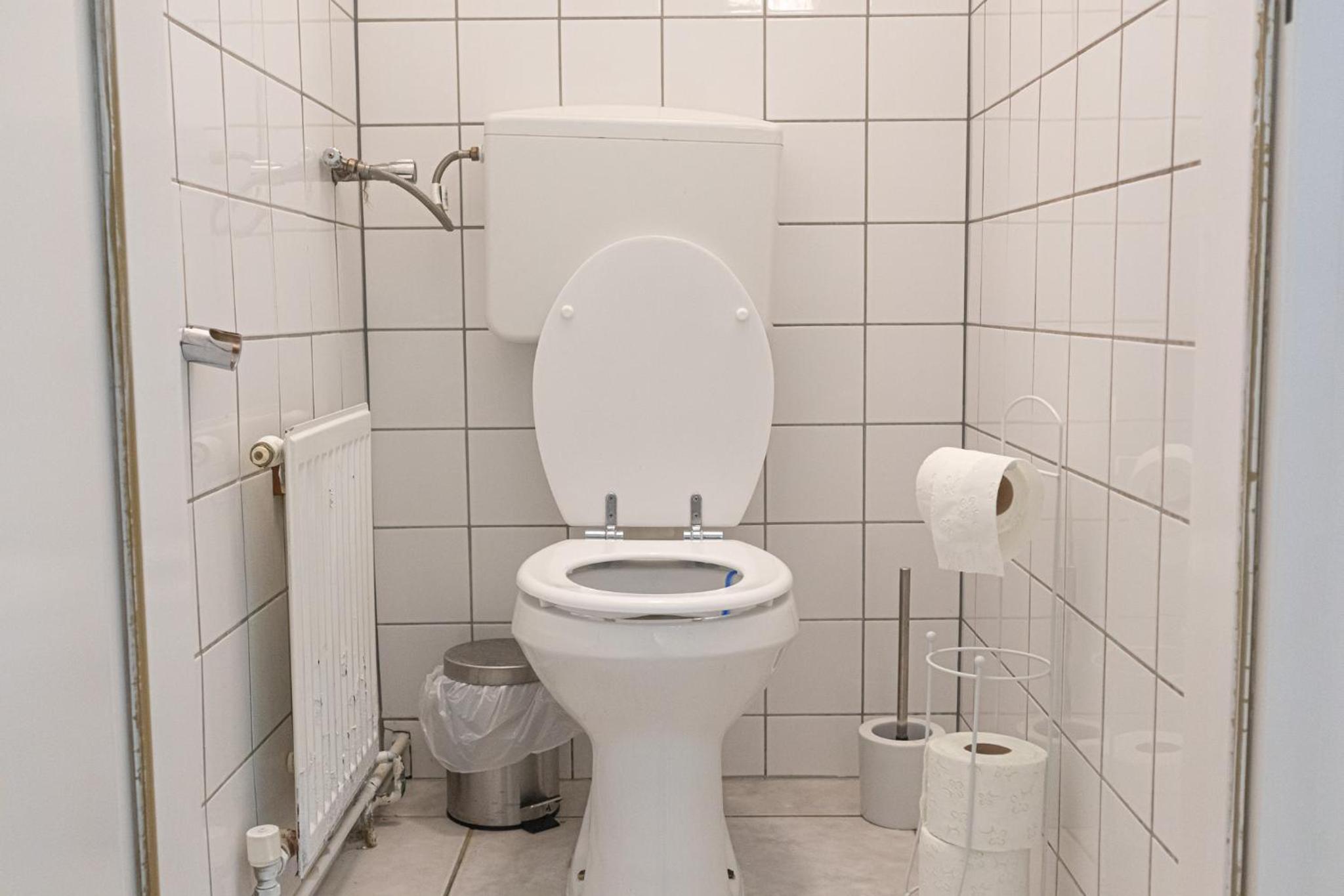 Inviting 2BR Apartment centrally located