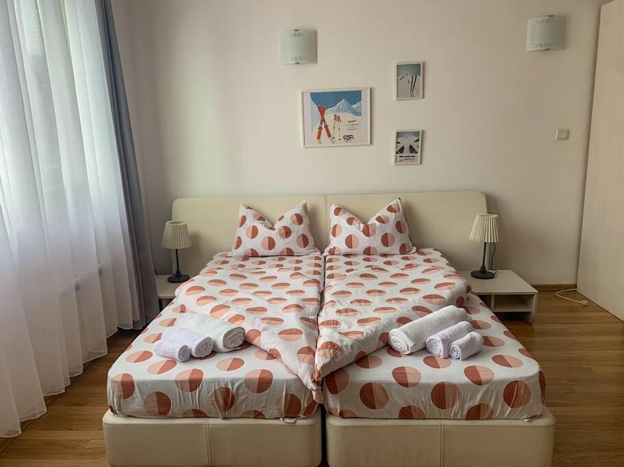 Cozy Rila Park Apartments