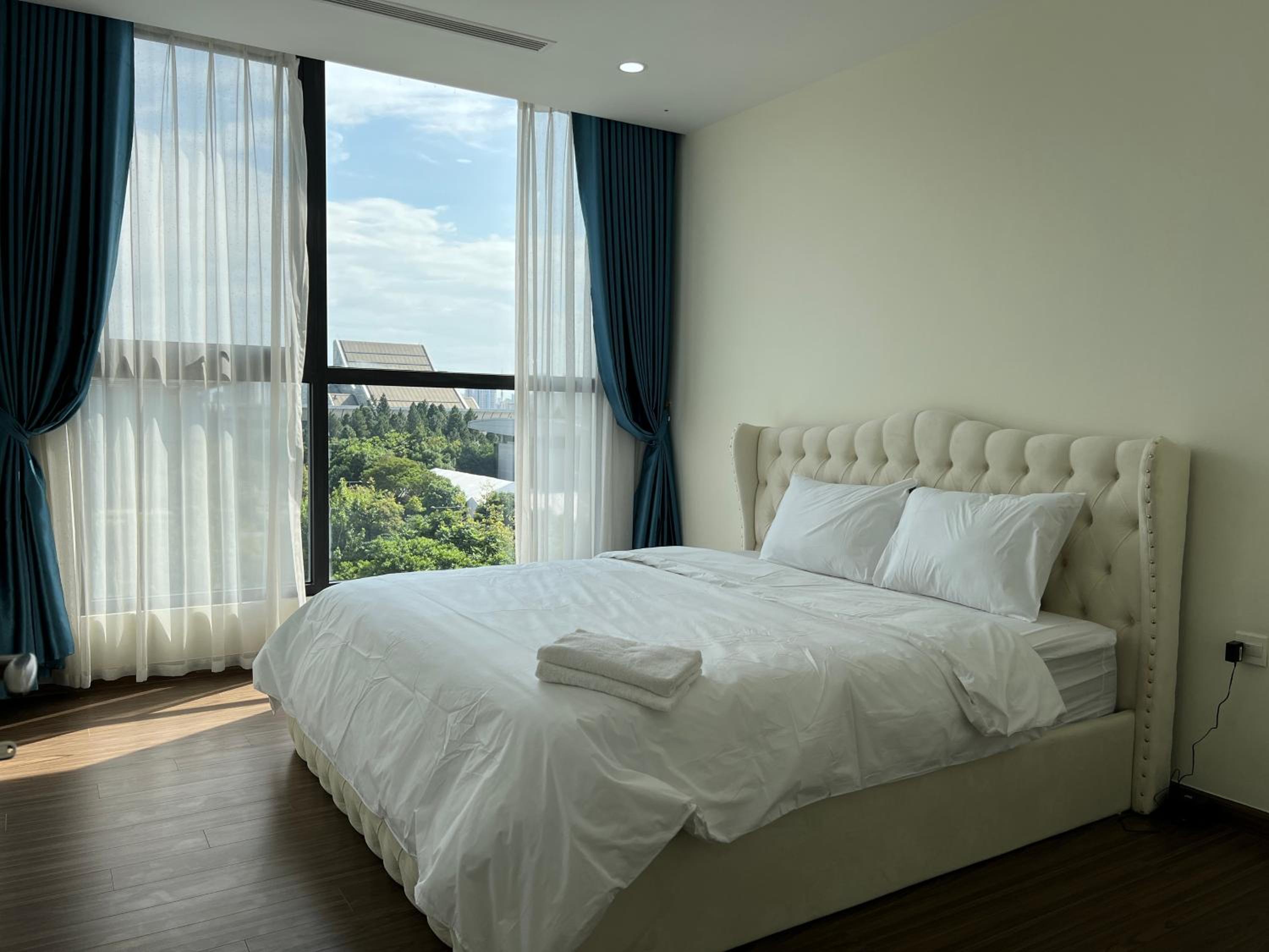 Vinhomes Westpoint cạnh Trung Tâm Hội Nghị QG