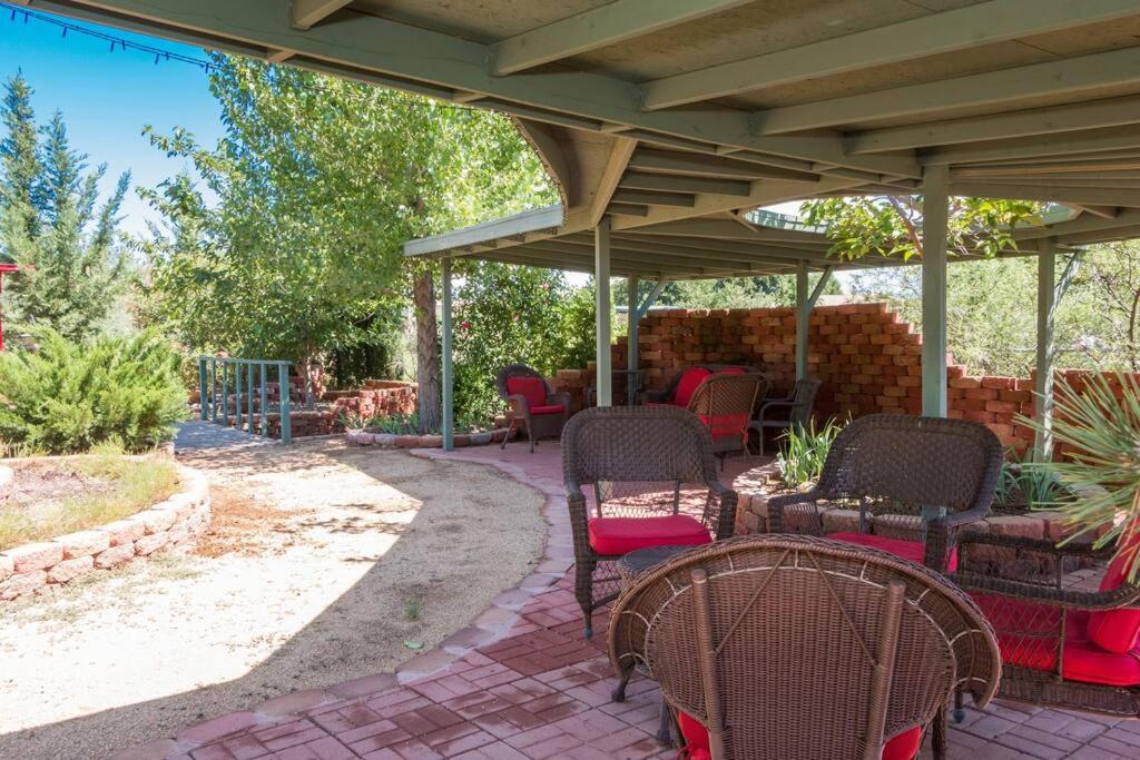 Kapila Gardens Family Retreat w/ private pool