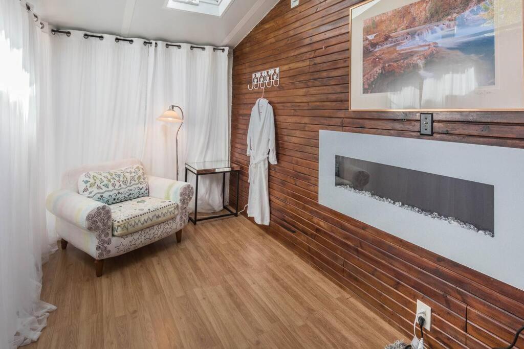 Kapila Gardens Family Retreat w/ private pool