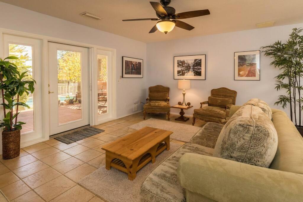 Kapila Gardens Family Retreat w/ private pool