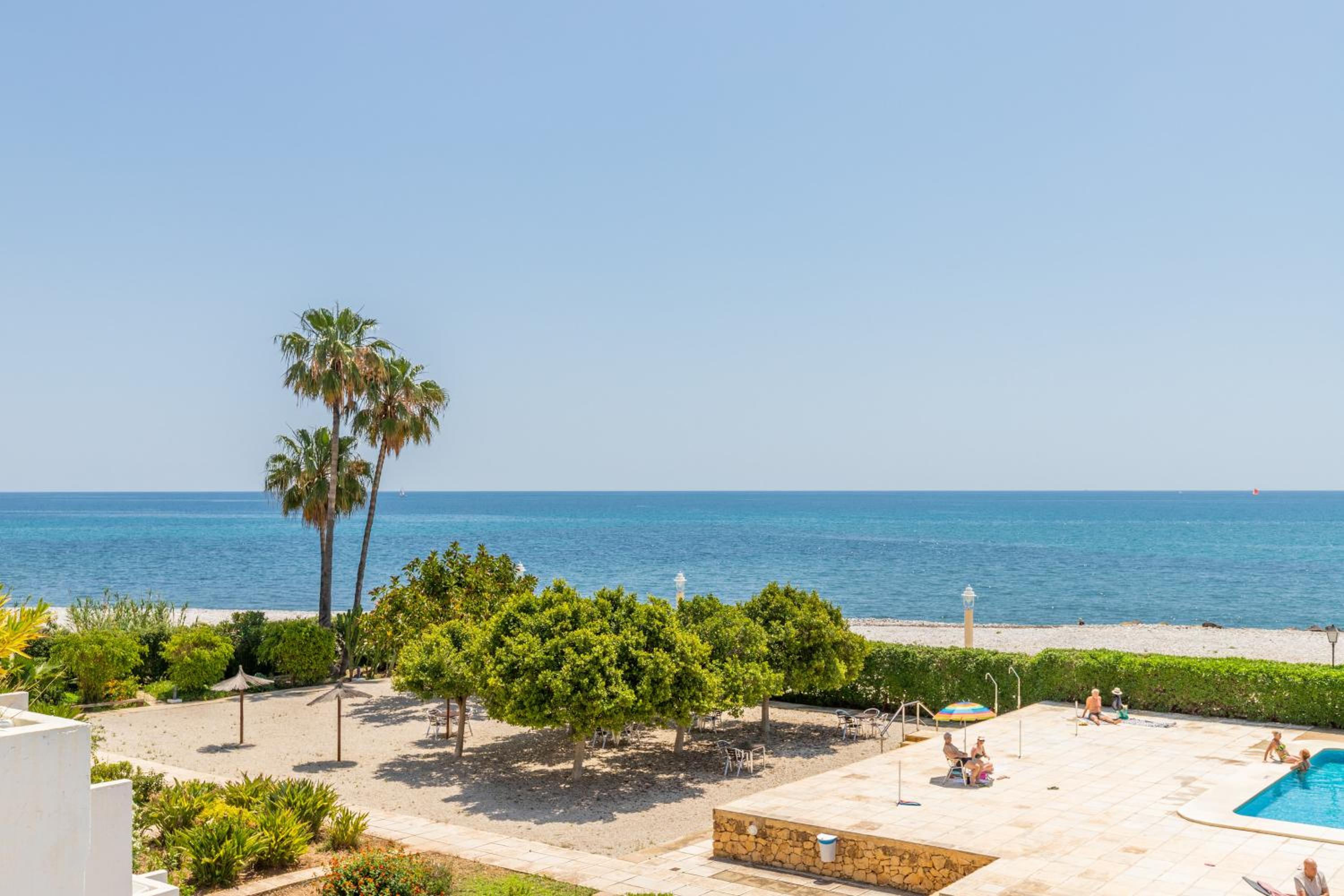 Top first line apartment Altea