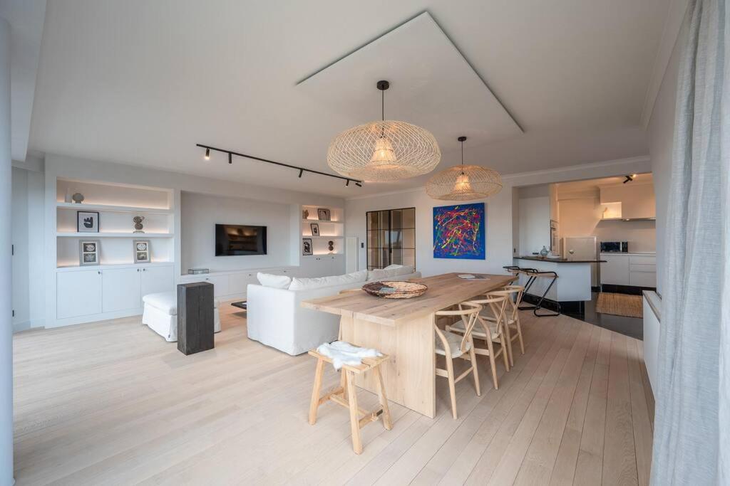 Morgenzon stijlvol appartement met garage, Knokke