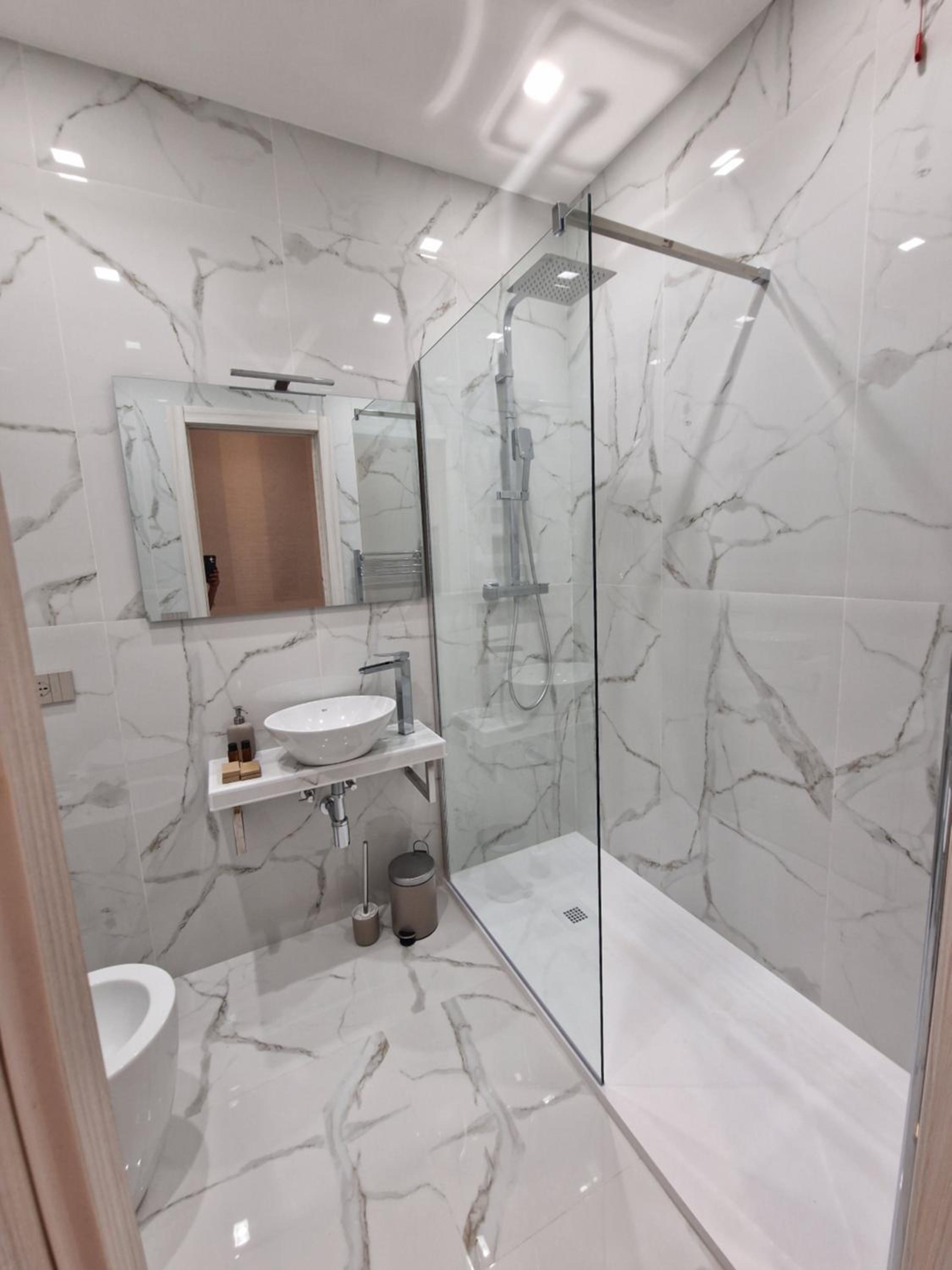 Cuma Suites