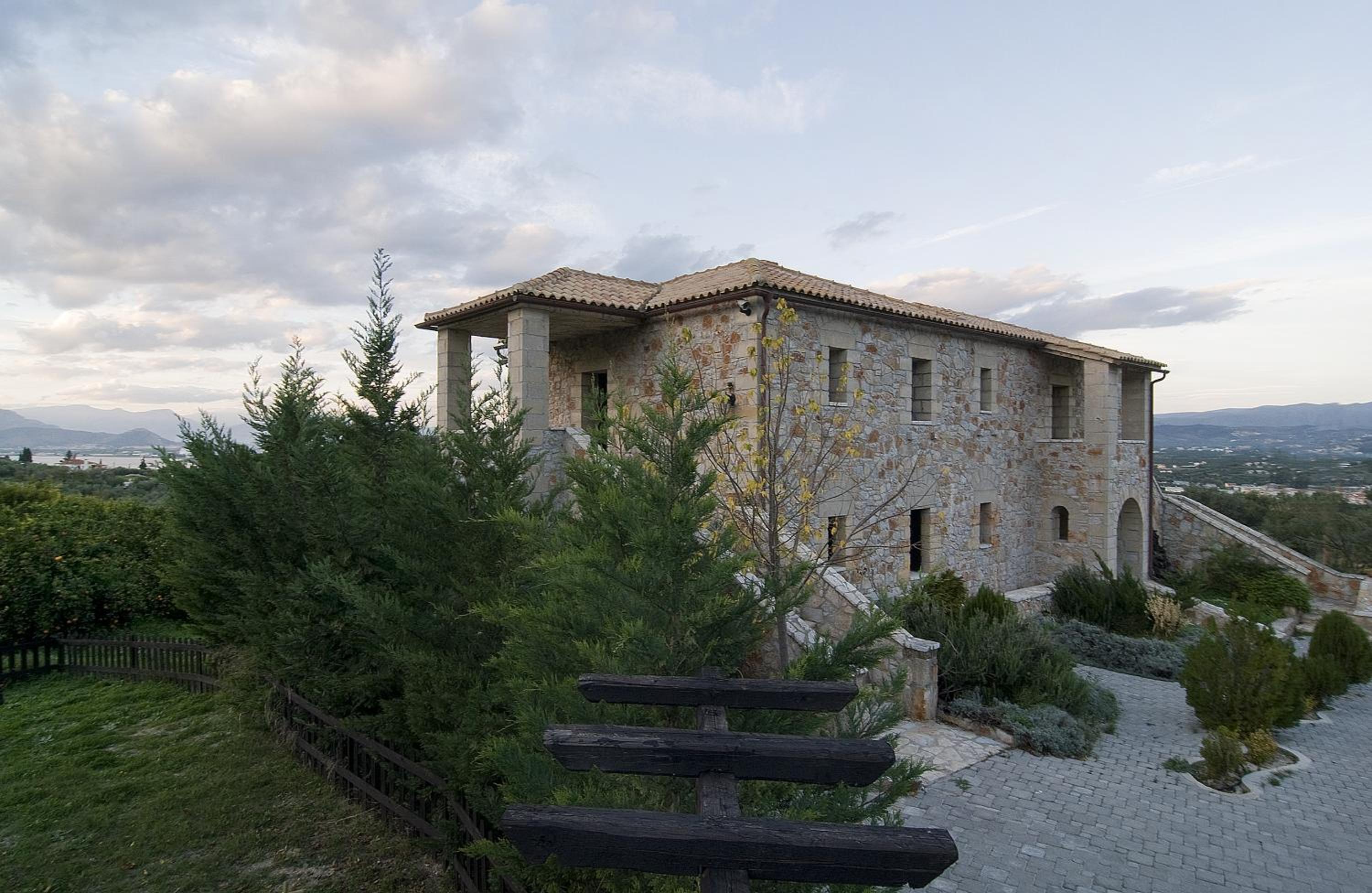 Klymeni Traditional Homes photo 3