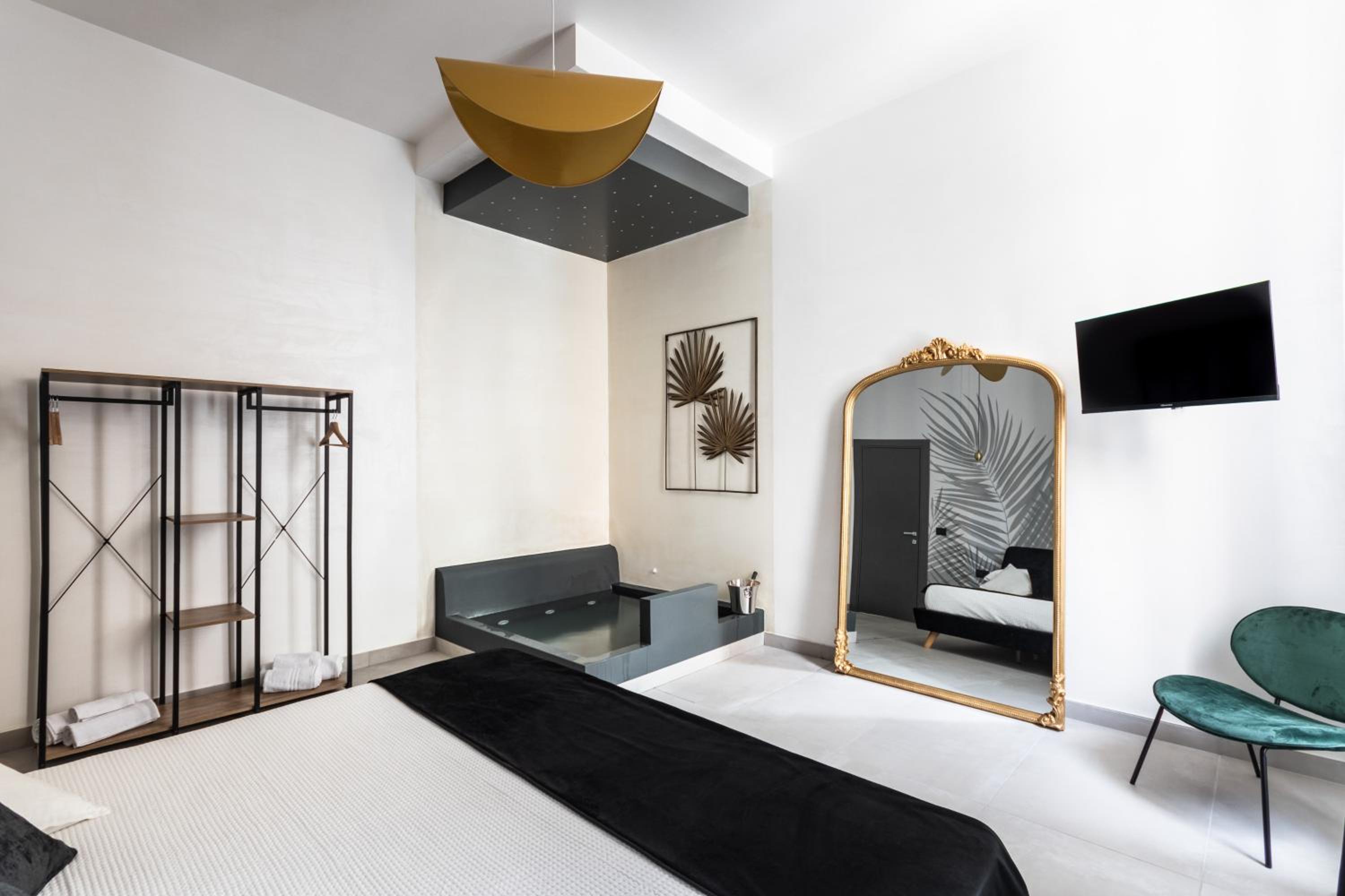 Lior Apartment