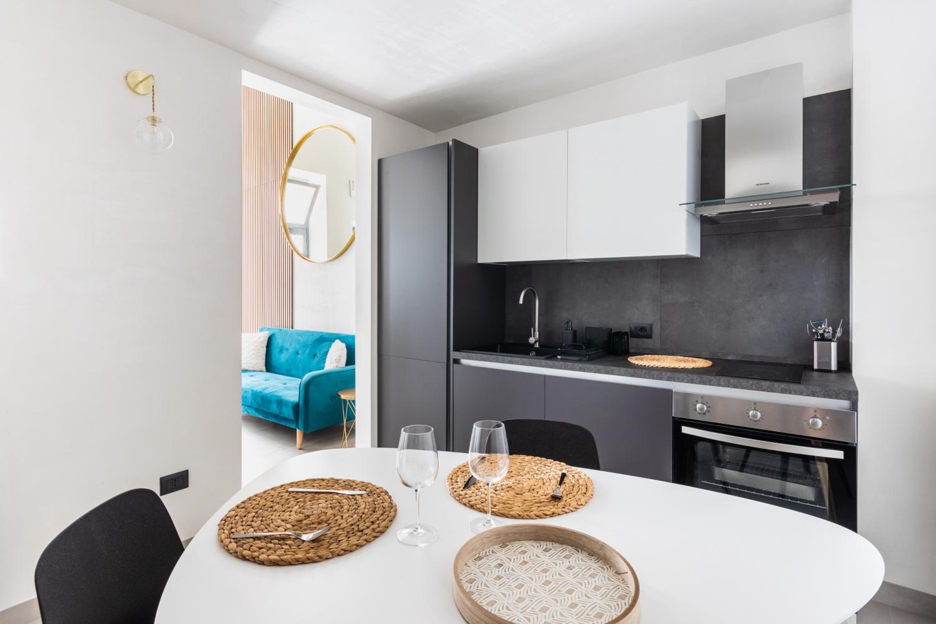 Lior Apartment