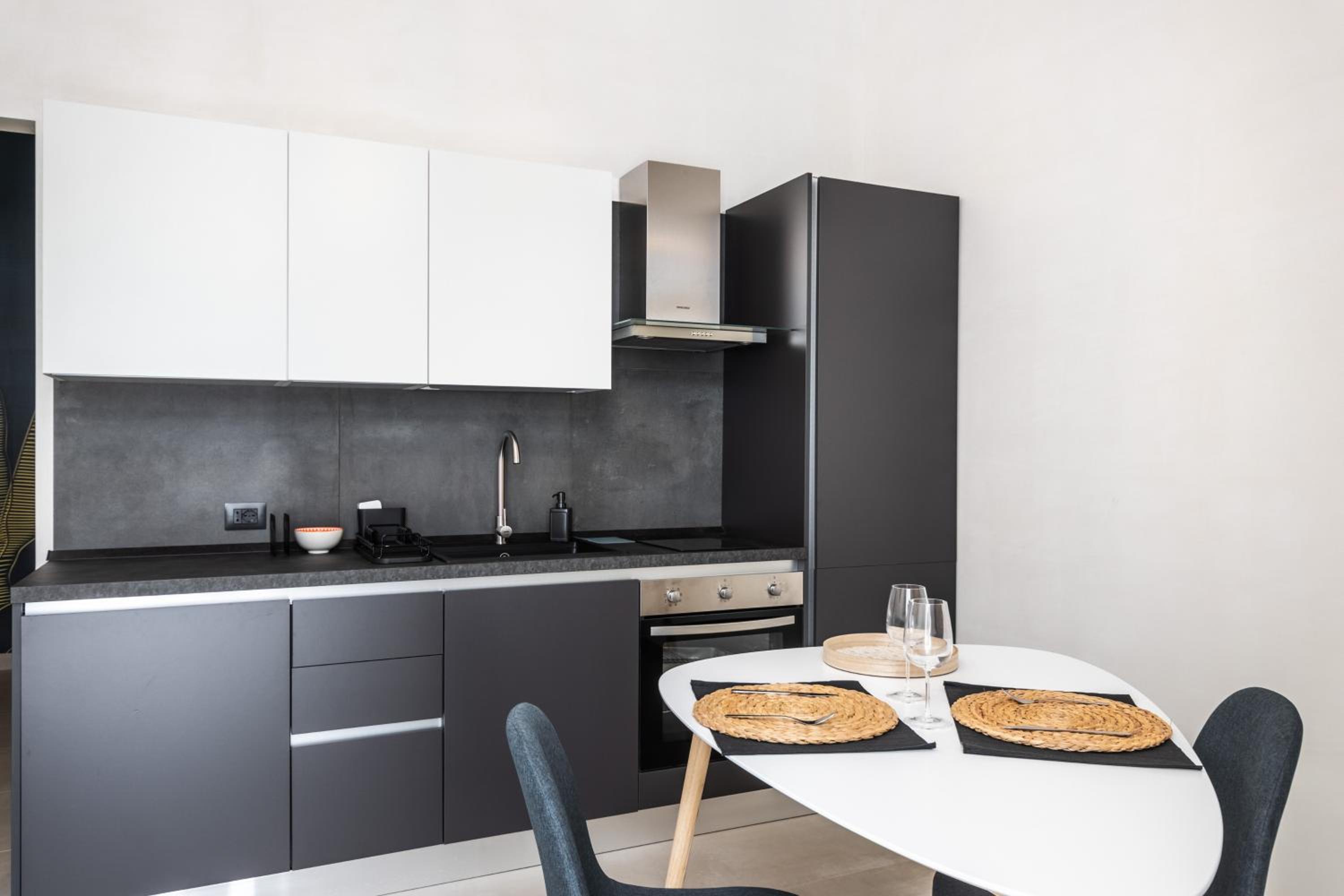 Lior Apartment