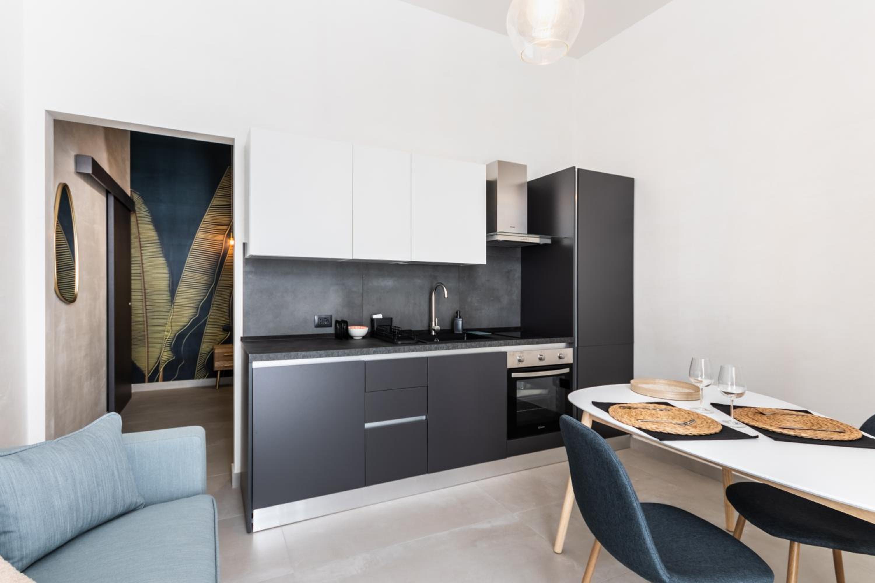 Lior Apartment