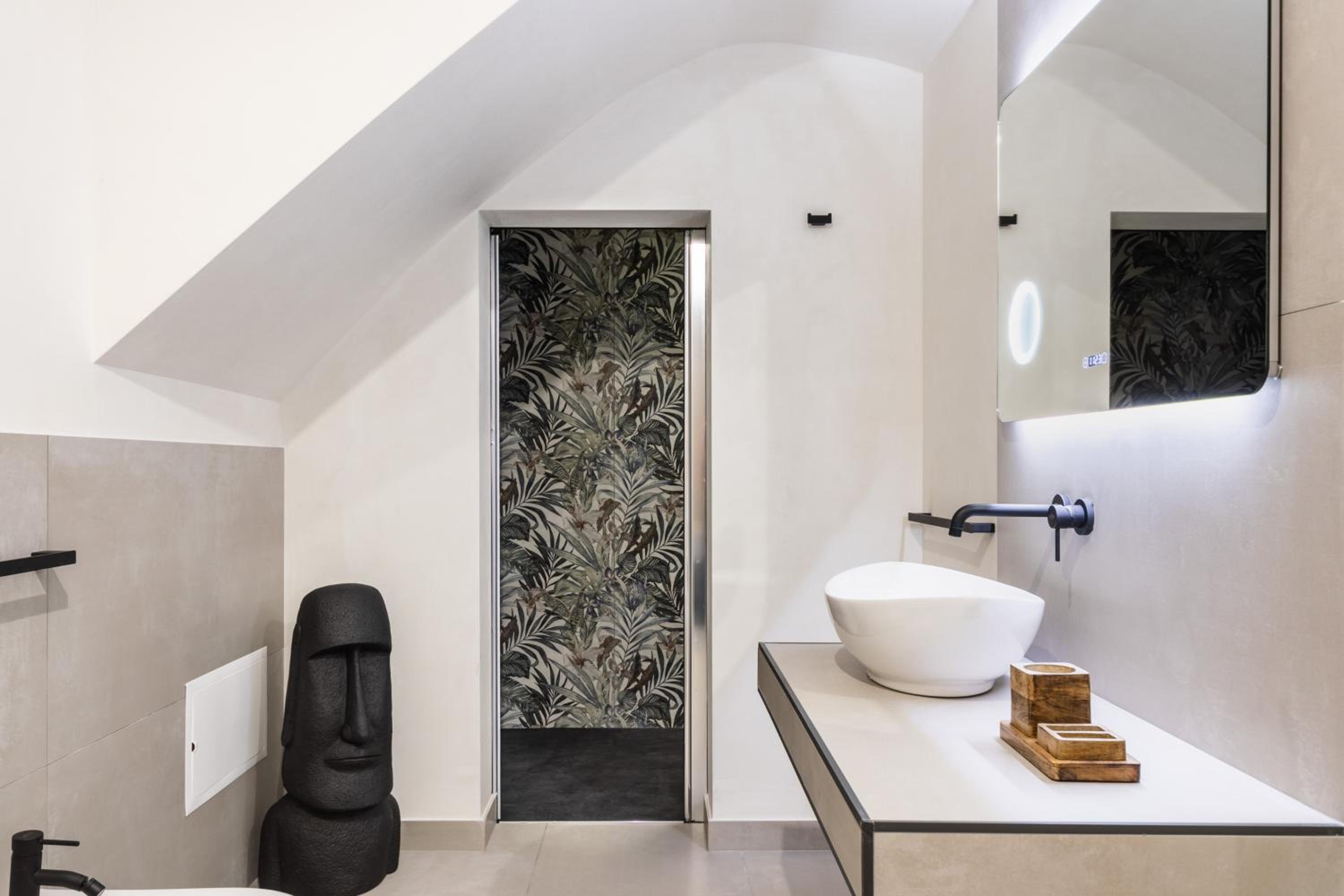 Lior Apartment
