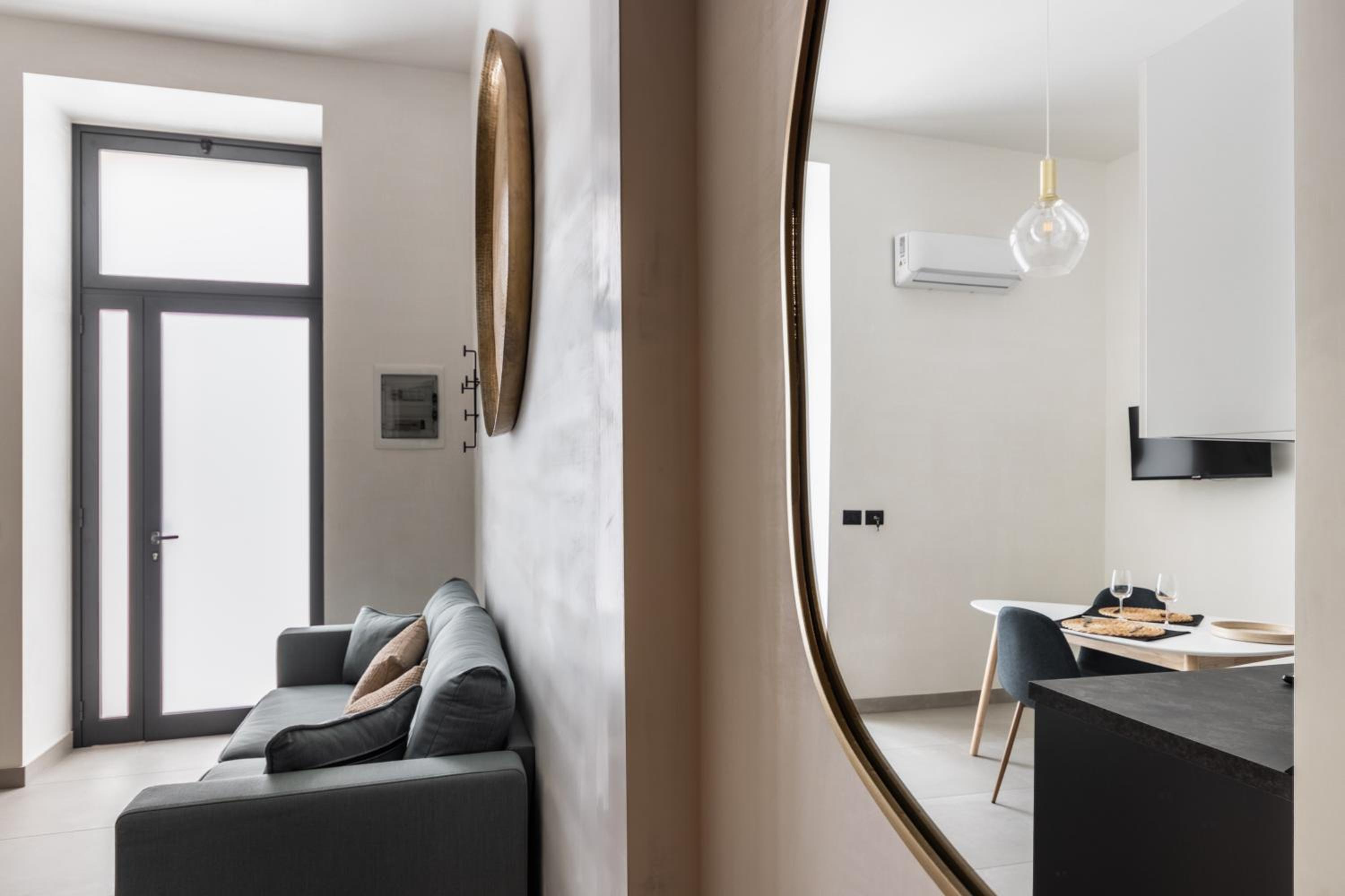 Lior Apartment