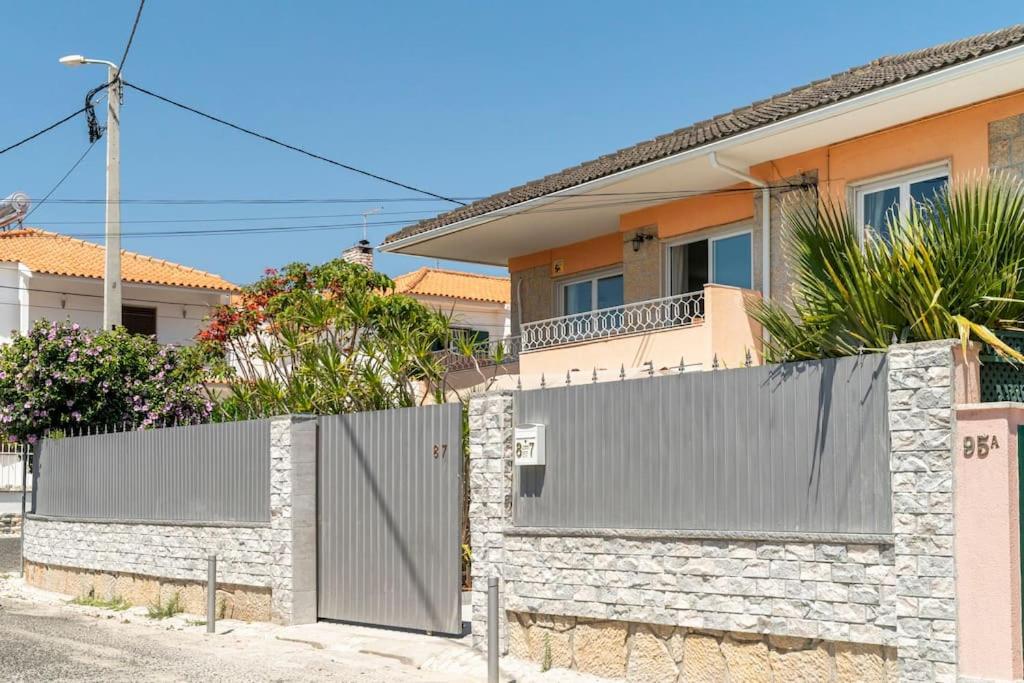 Cascais Garden Villa