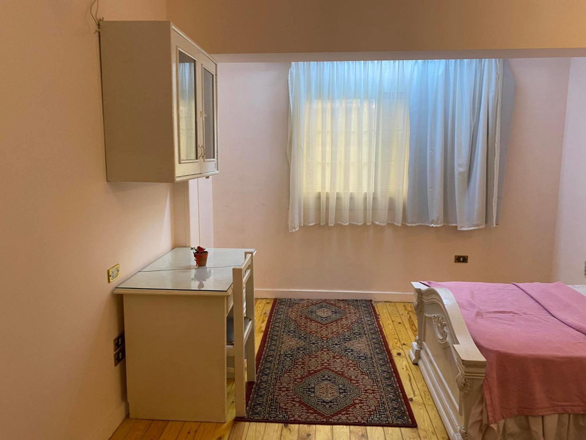 Luxurious, fully furnished and well-equipped apartment with modern amenities, stunning views, and convenient location for remote work or studying from home