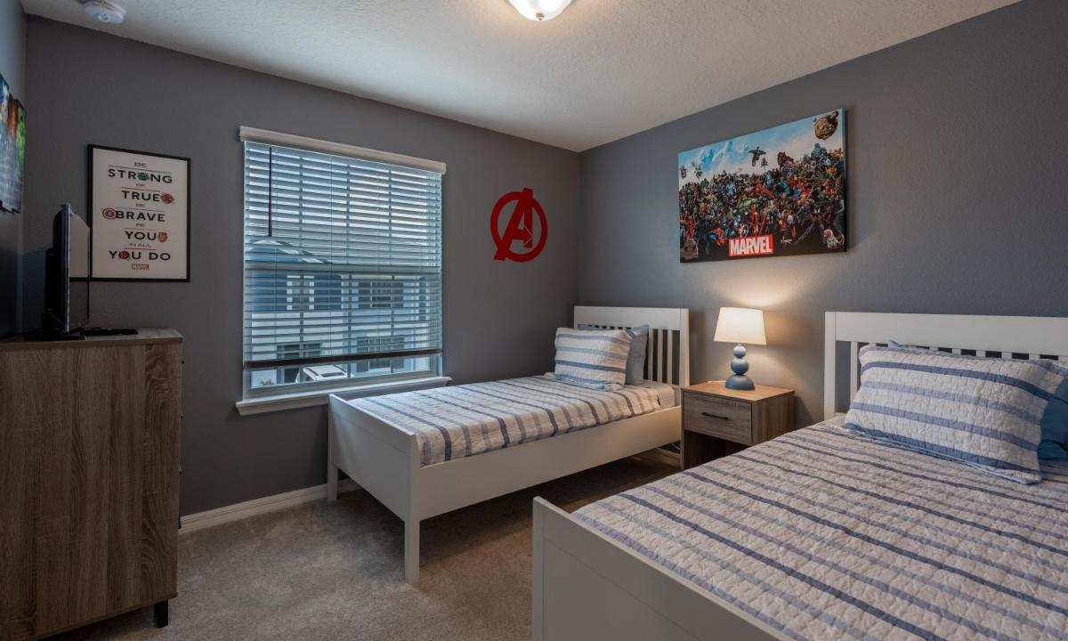 7155OML-Solterra Resort townhouse
