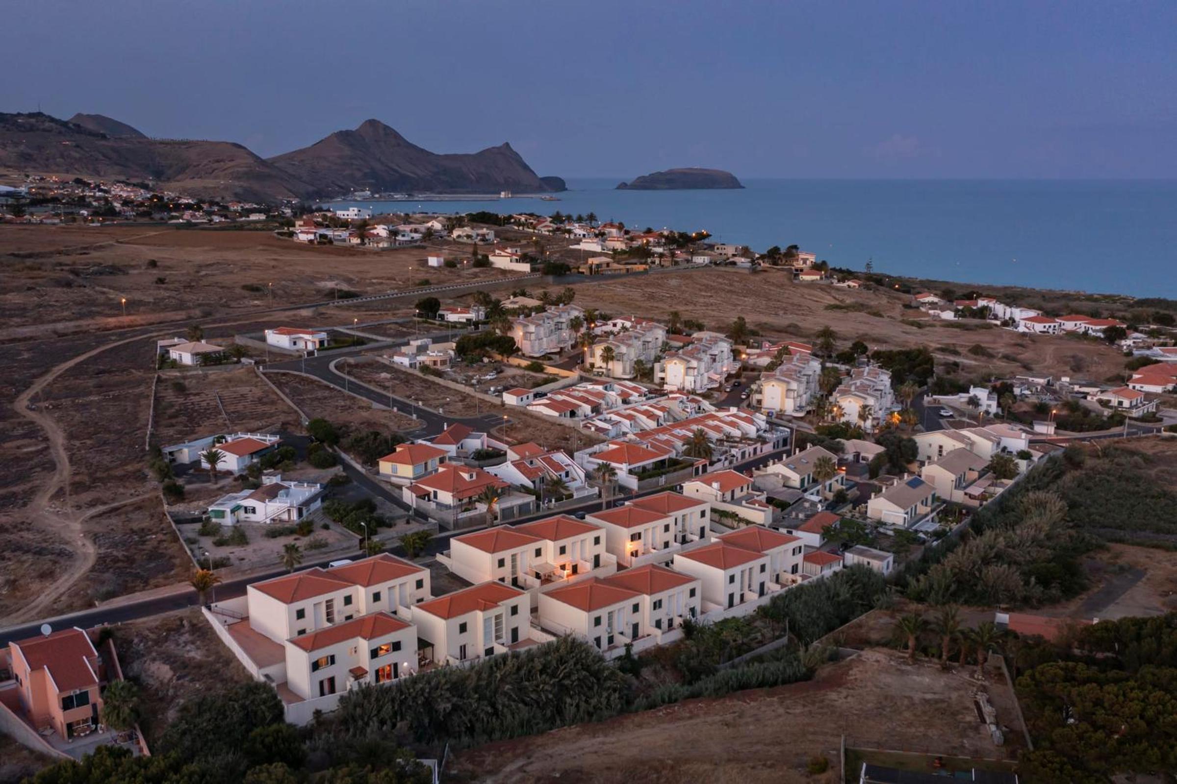 H2Ome by An Island Apart view 2