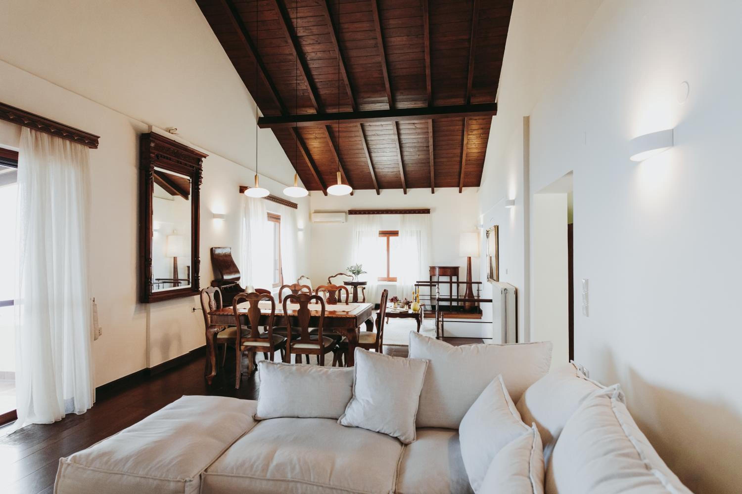 Carmel Villas