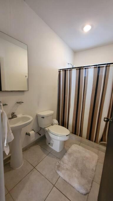 Ground Floor Apt, Close to Beach and Cenotes view 5