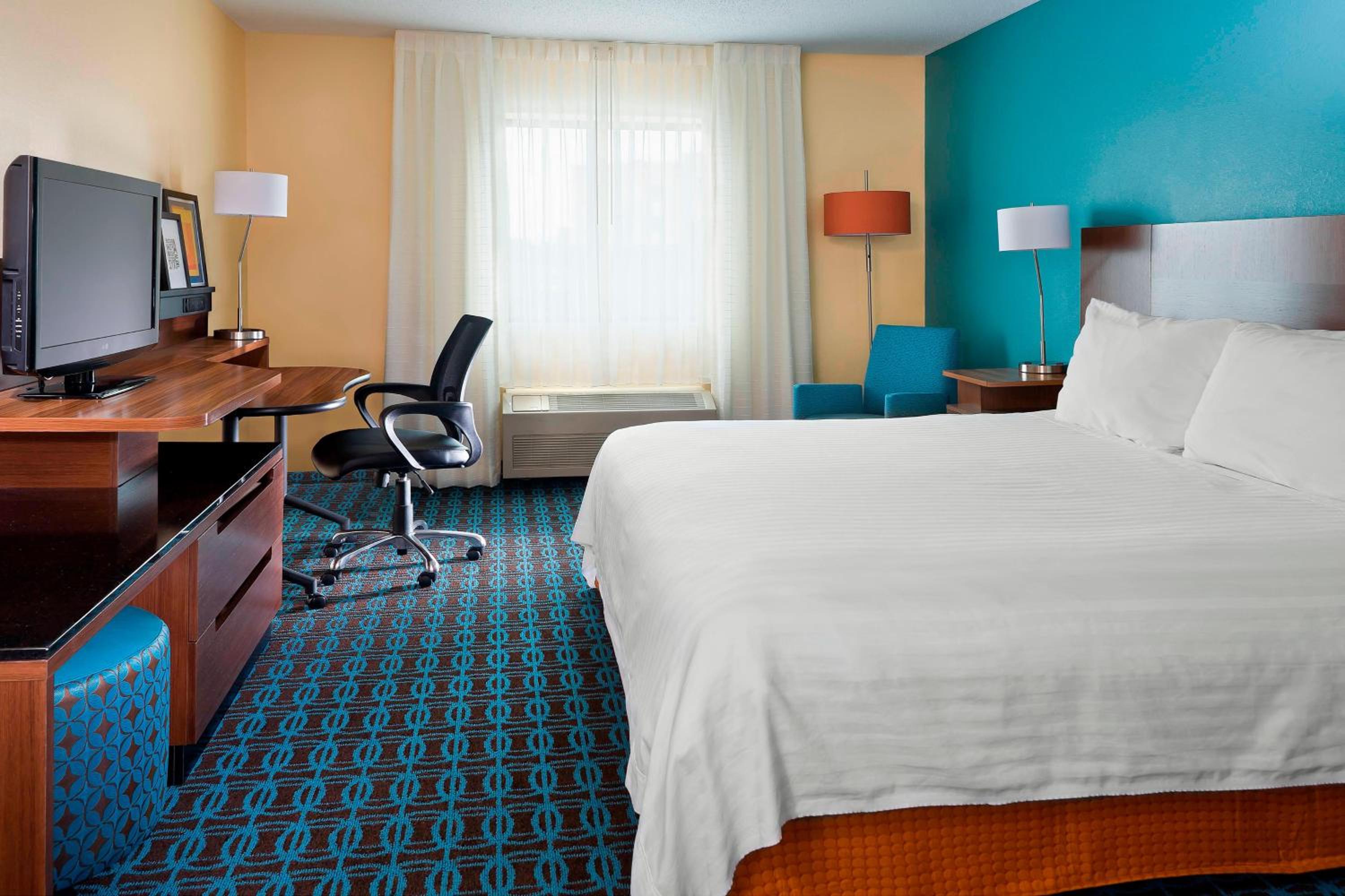 Lexington Vacations - Fairfield Inn  Suites Lexington Keeneland Airport - Property Image 1