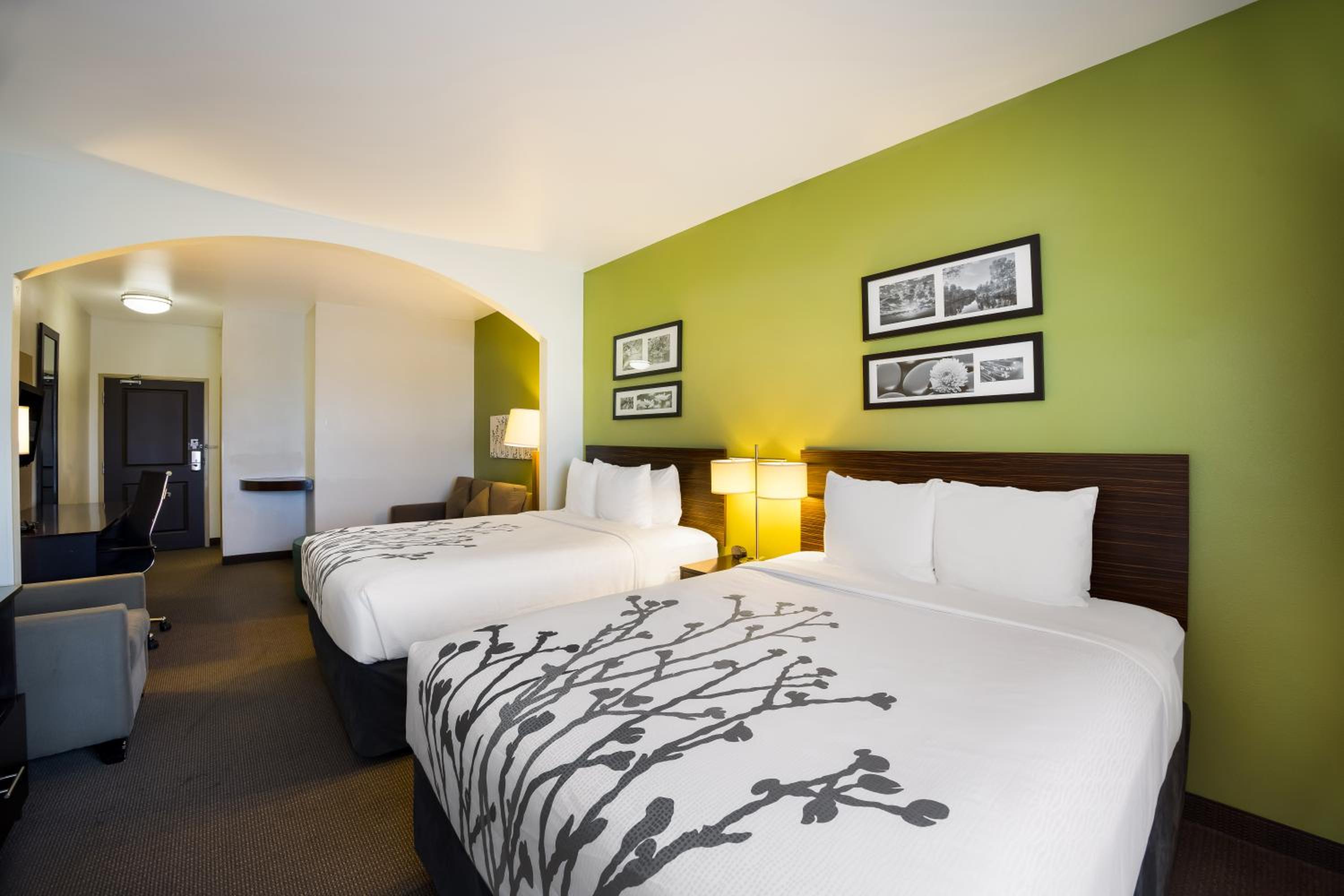 Colby Vacations - Sleep Inn  Suites - Property Image 16