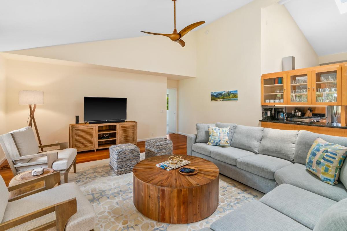 4Br 2Ba Newly Furnished Princeville Home, AC, Pool, Tennis view 3