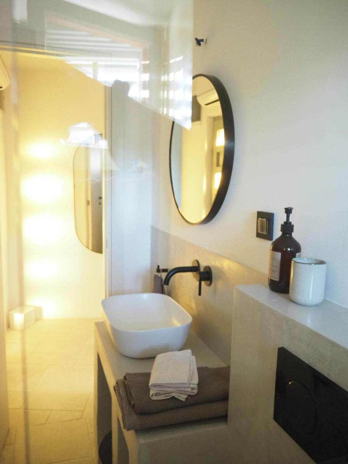 mi sestre – Studio Apartment Hvar Vrisnik view 5