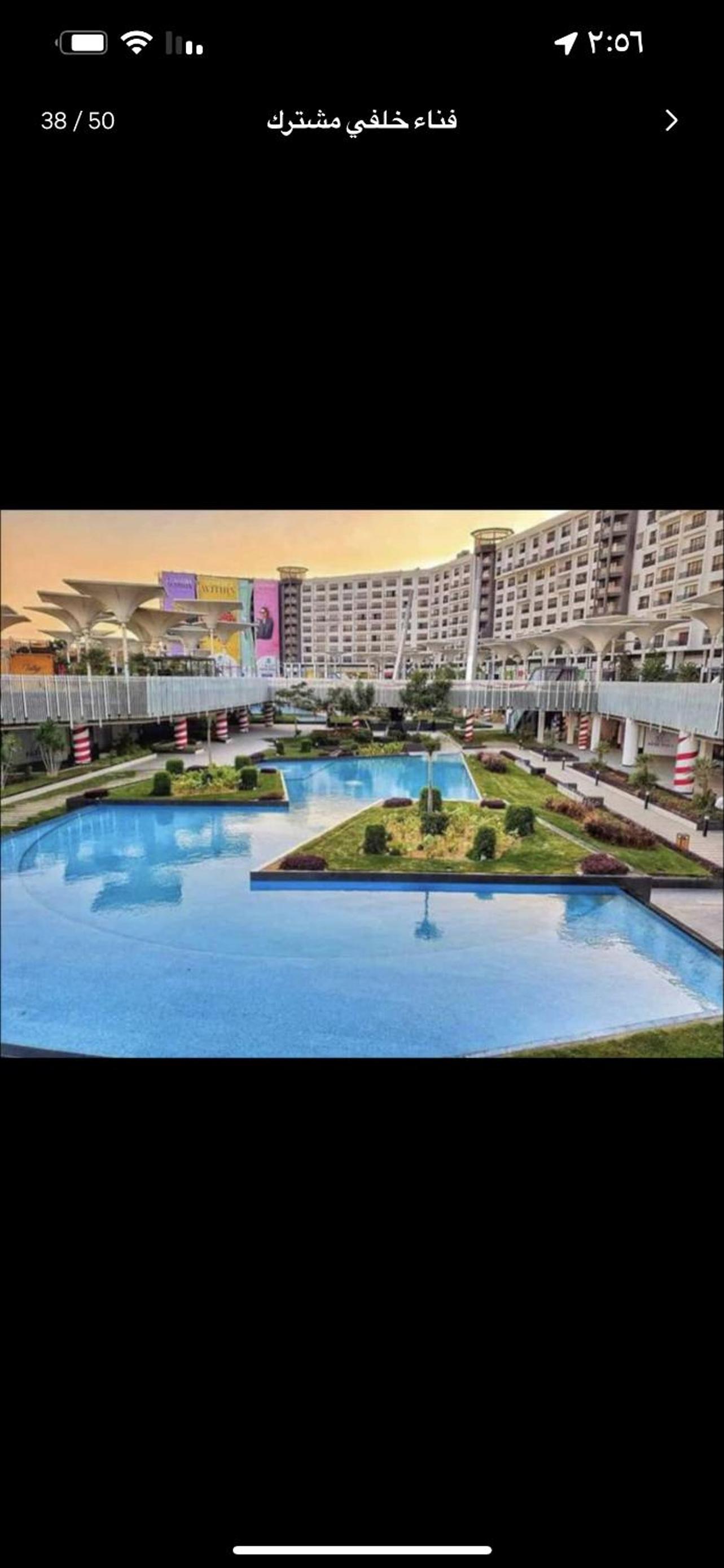 Elegant duplex with pool frontAUC