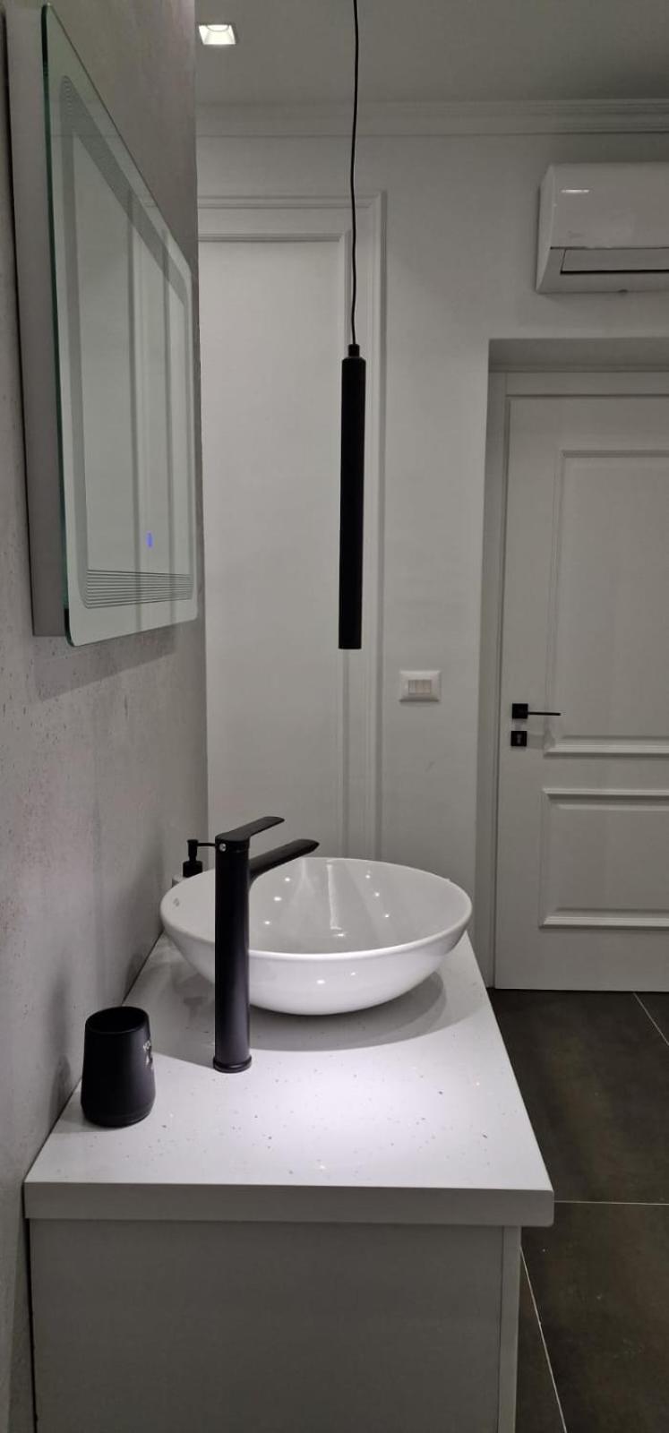 Heart of Tirana Apartment