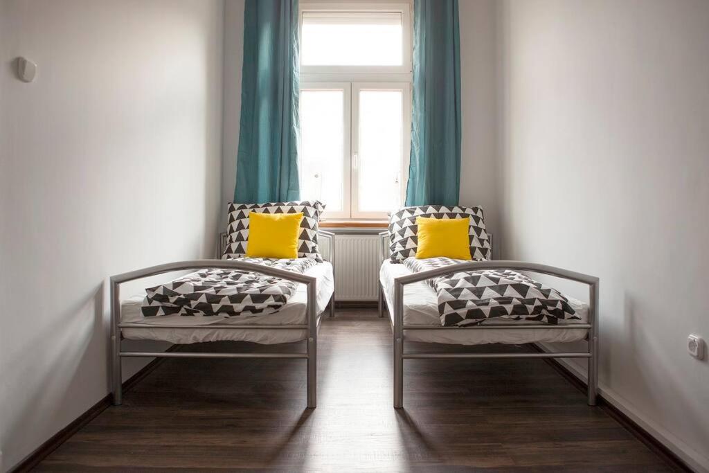 Voros downtown apartment with FREE parking view 4